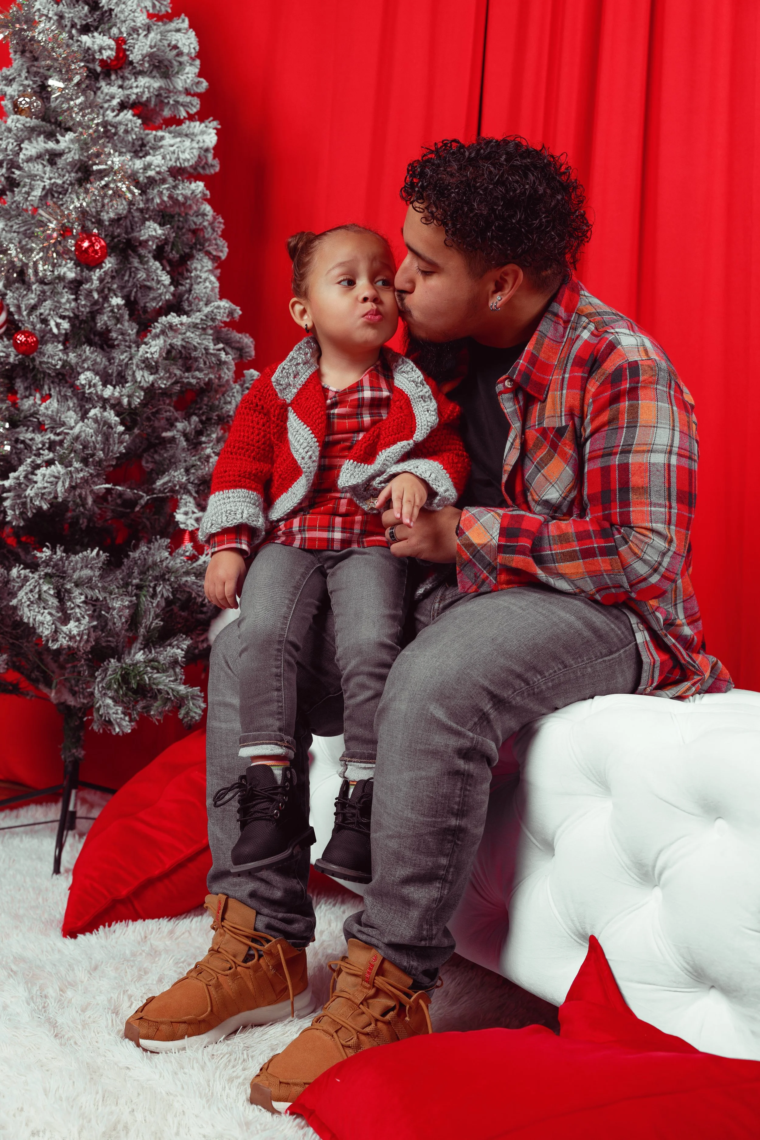 E&S Holiday-13.jpg