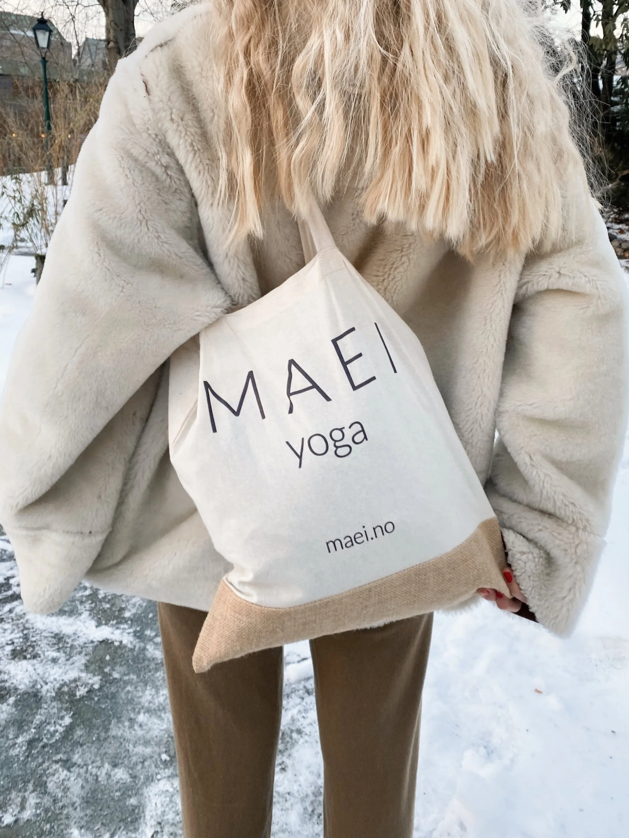 MAEI totebag