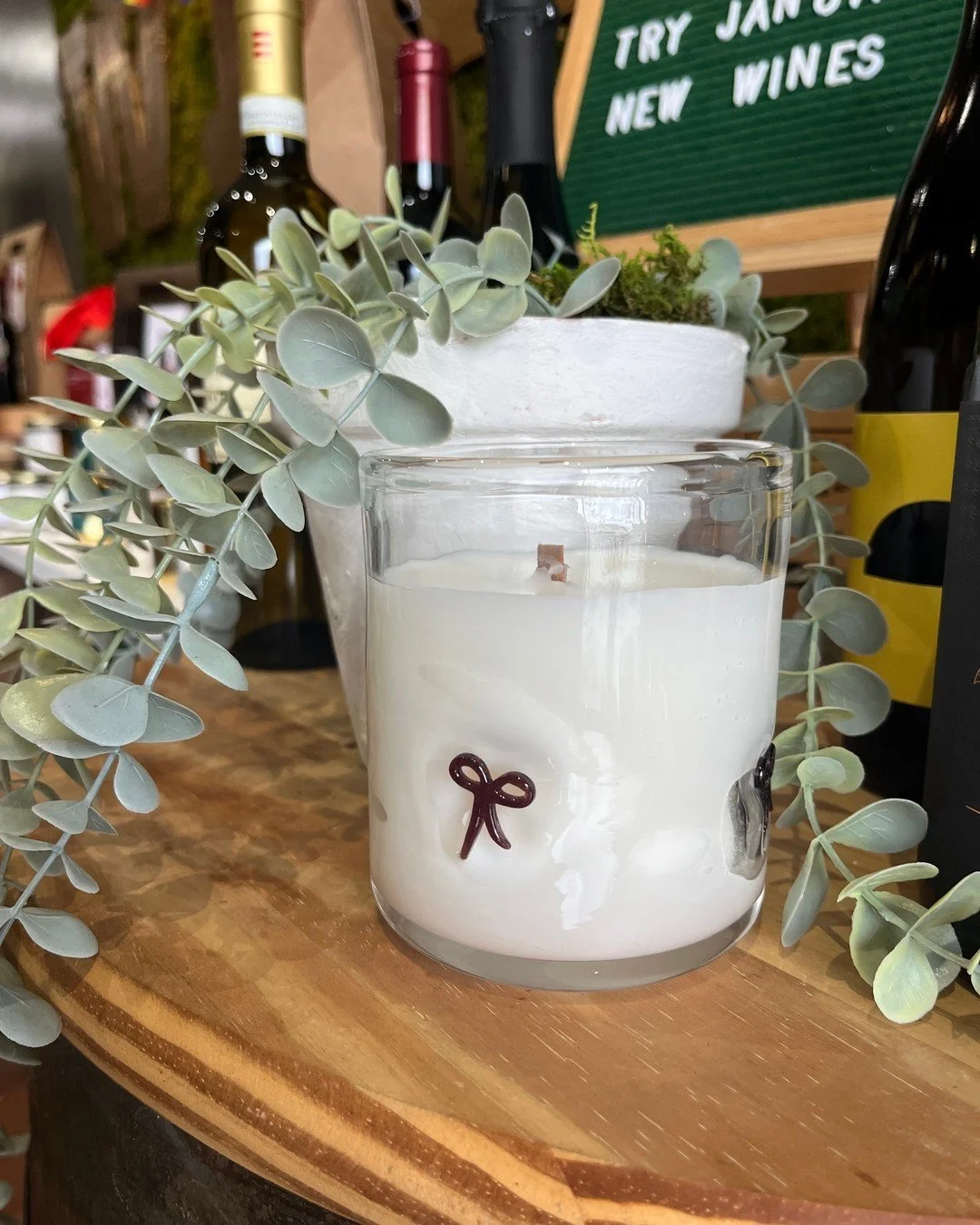 Love in Bloom 🌹

A candle made to celebrate love in all its forms&mdash;the quiet kind, the growing kind, the everyday kind. 

Finished in a simple glass vessel with the sweetest little bow detail, this one is meant to be lit slowly and enjoyed full