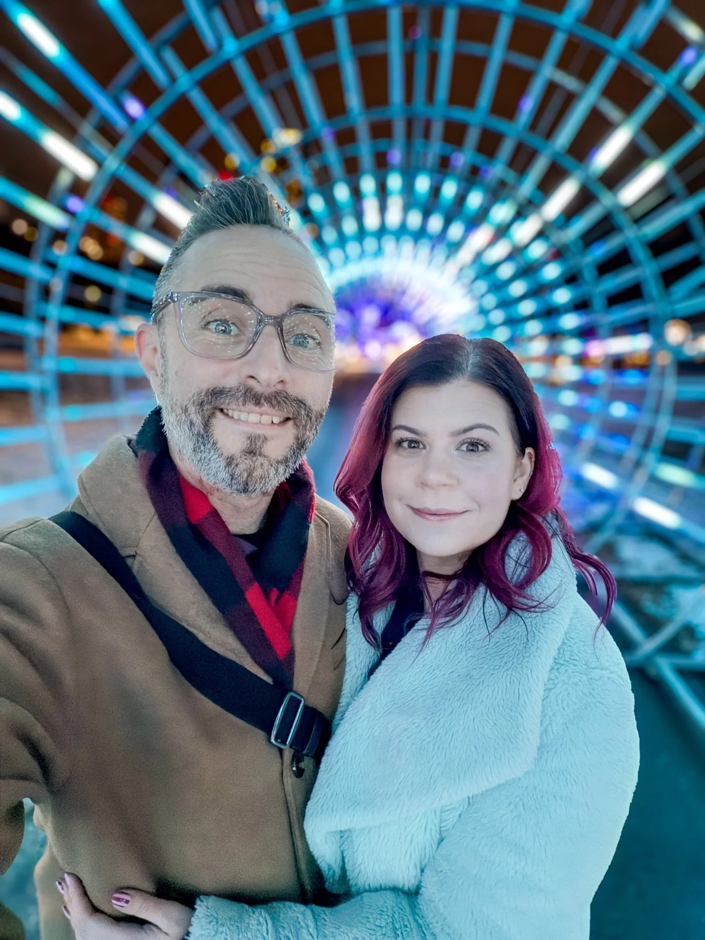 I&rsquo;ll keep you warm in December, when the cold breezes blow. 

#NiagaraParks