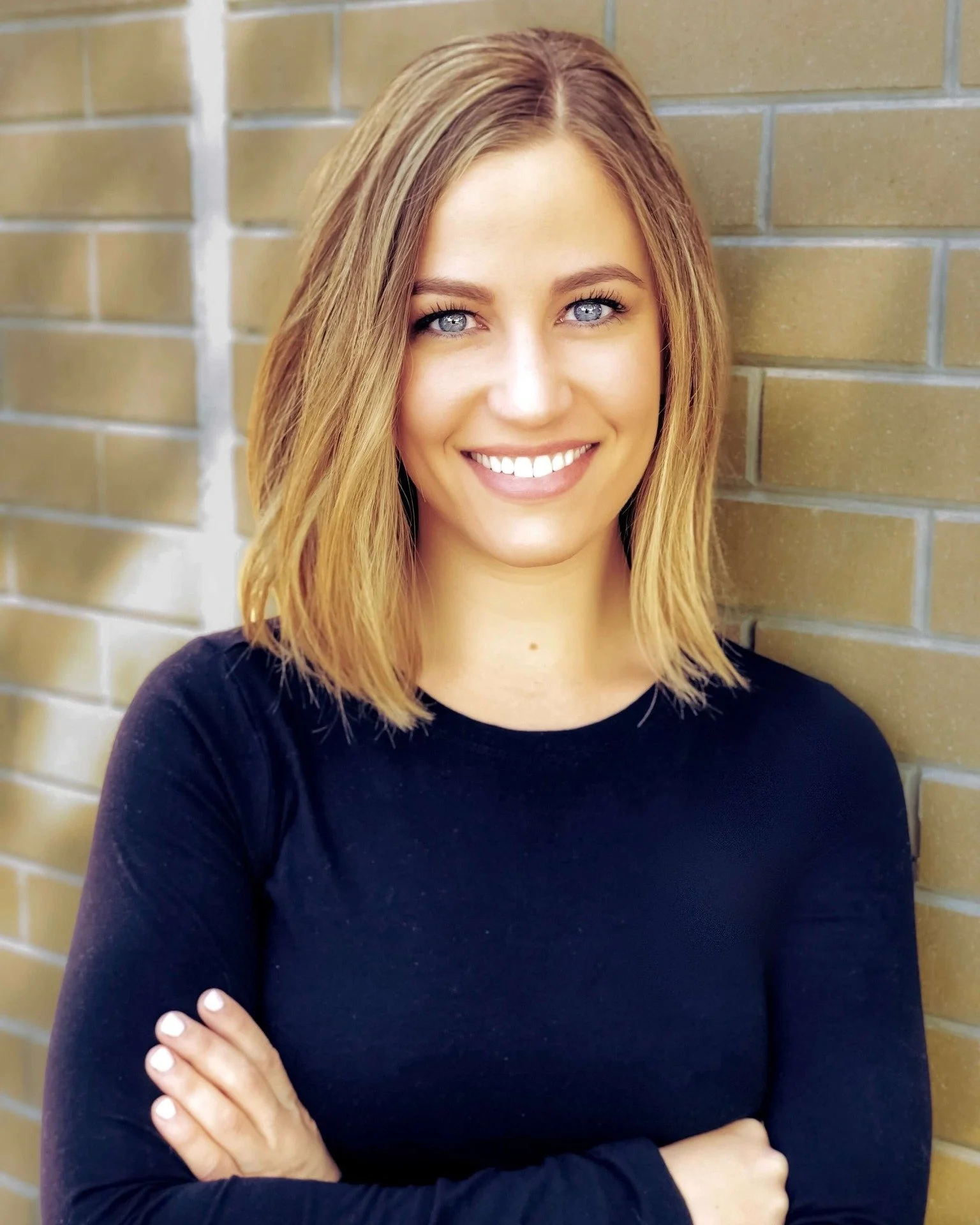 We're excited to welcome Dr. Ashley Zimmerman to Renew Pelvic Health! 
Early in her career, Dr. Ashley discovered her passion for pelvic health and has now spent over a decade specializing in this field. She is also a sexuality counselor, doula, and