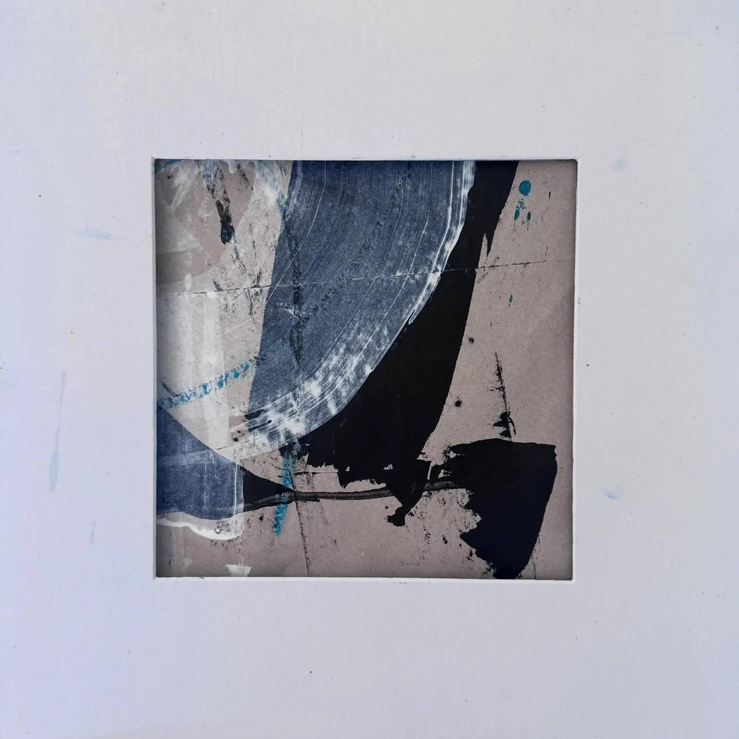 Always hunting for strong compositions 

Acrylic and ink on brown paper

#studiocomposition #abstractlover #contemporaryartuk #camillaclarkart #paintandink