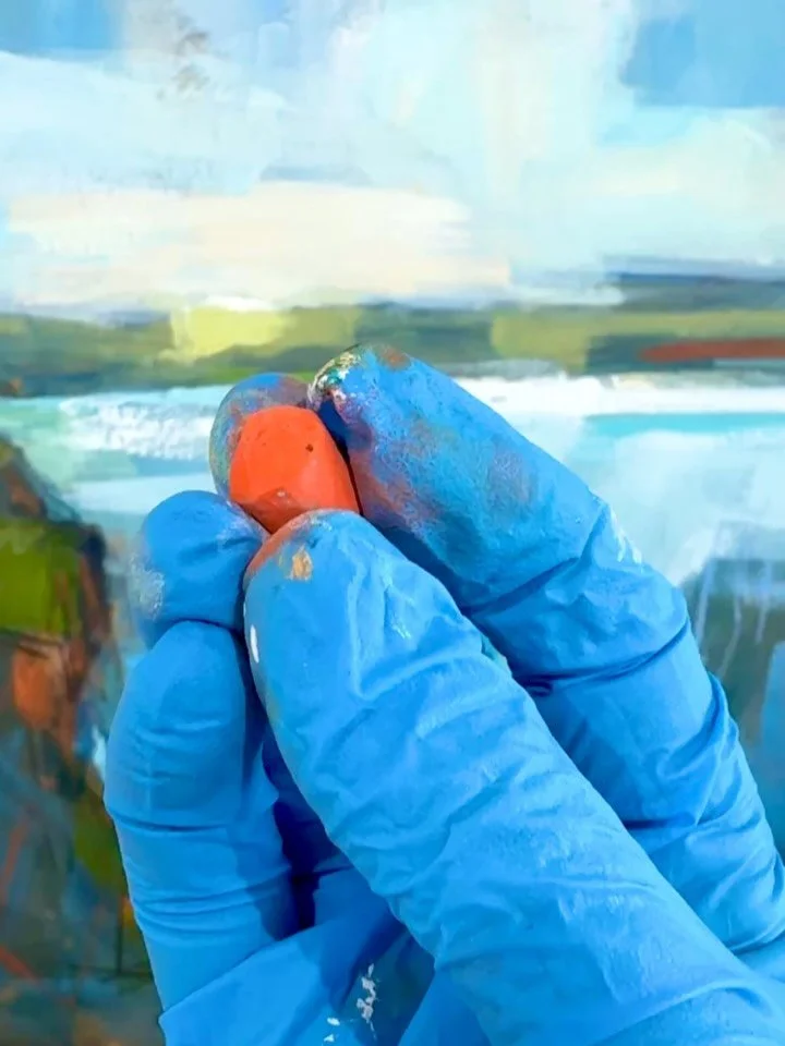 When a painting needs a little flash of something 

A commission piece of a fabulous piece of Cornish coast led to me creating another looser version of

This often happens and the versions get more abstracted

#contemporaryseascape #cornishcoast #mi