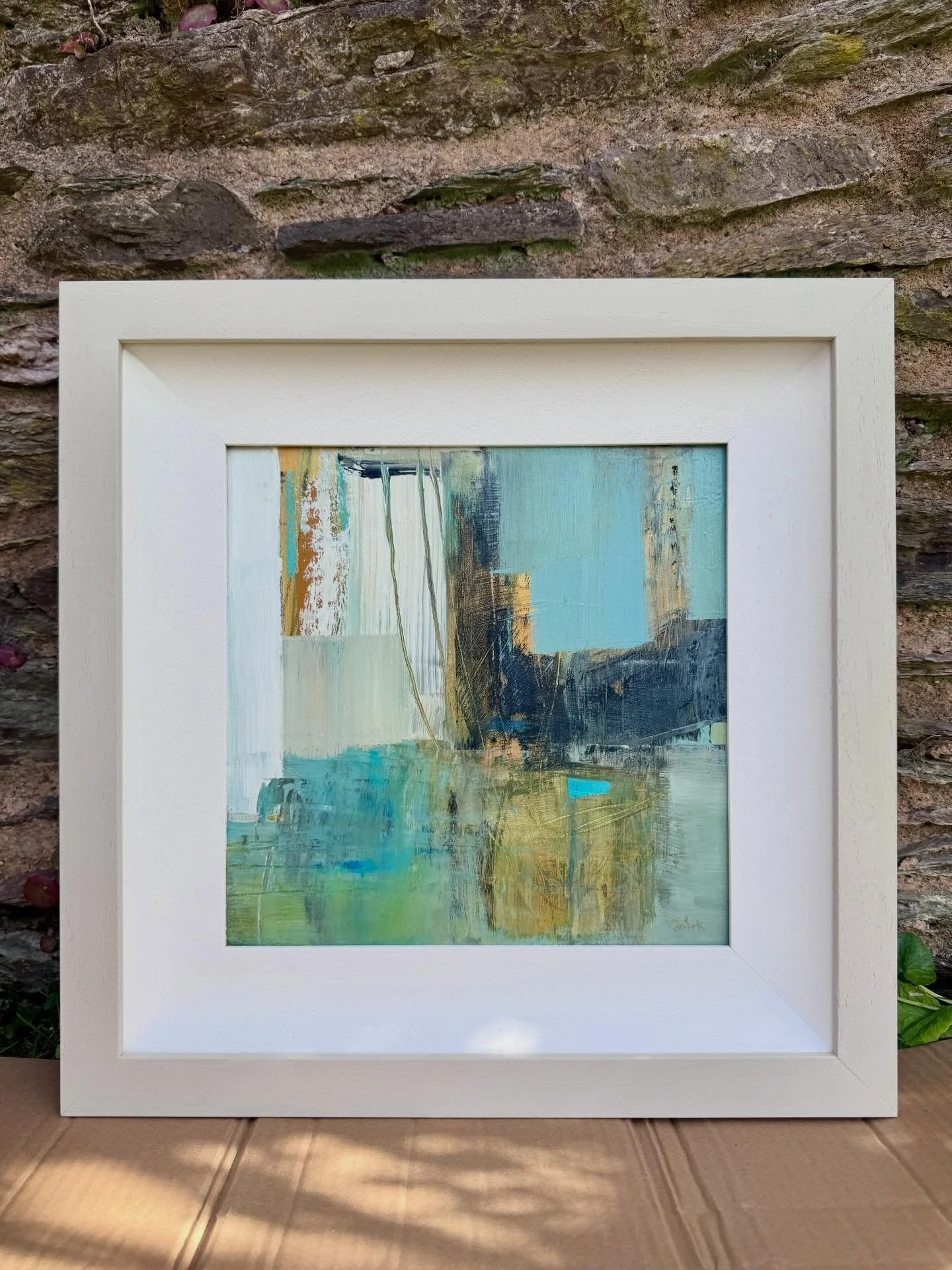 Sometimes a painting says all you wanted it to say

Tidal Shimmer 
30x30cm 
(50x50cm framed)

#abstractseascape #contemporarypainting #ukabstractartist #camillaclarkart #mixedmediaartwork