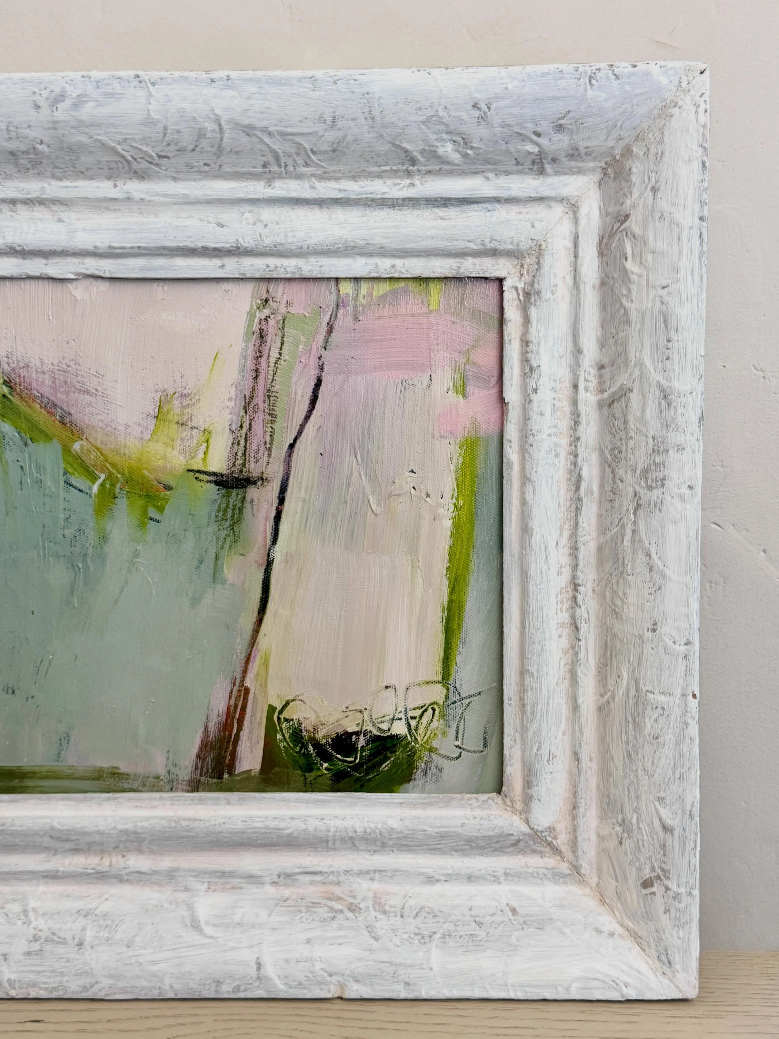 A gorgeous vintage frame and some beautiful fragrant sweet peas from the garden- what better inspiration 

Remembering someone really special who loved her sweet peas ❤️&zwj;🩹 🌺 

#sweetpeapainting #contemporaryabstract #camillaclarkart #vintagelov