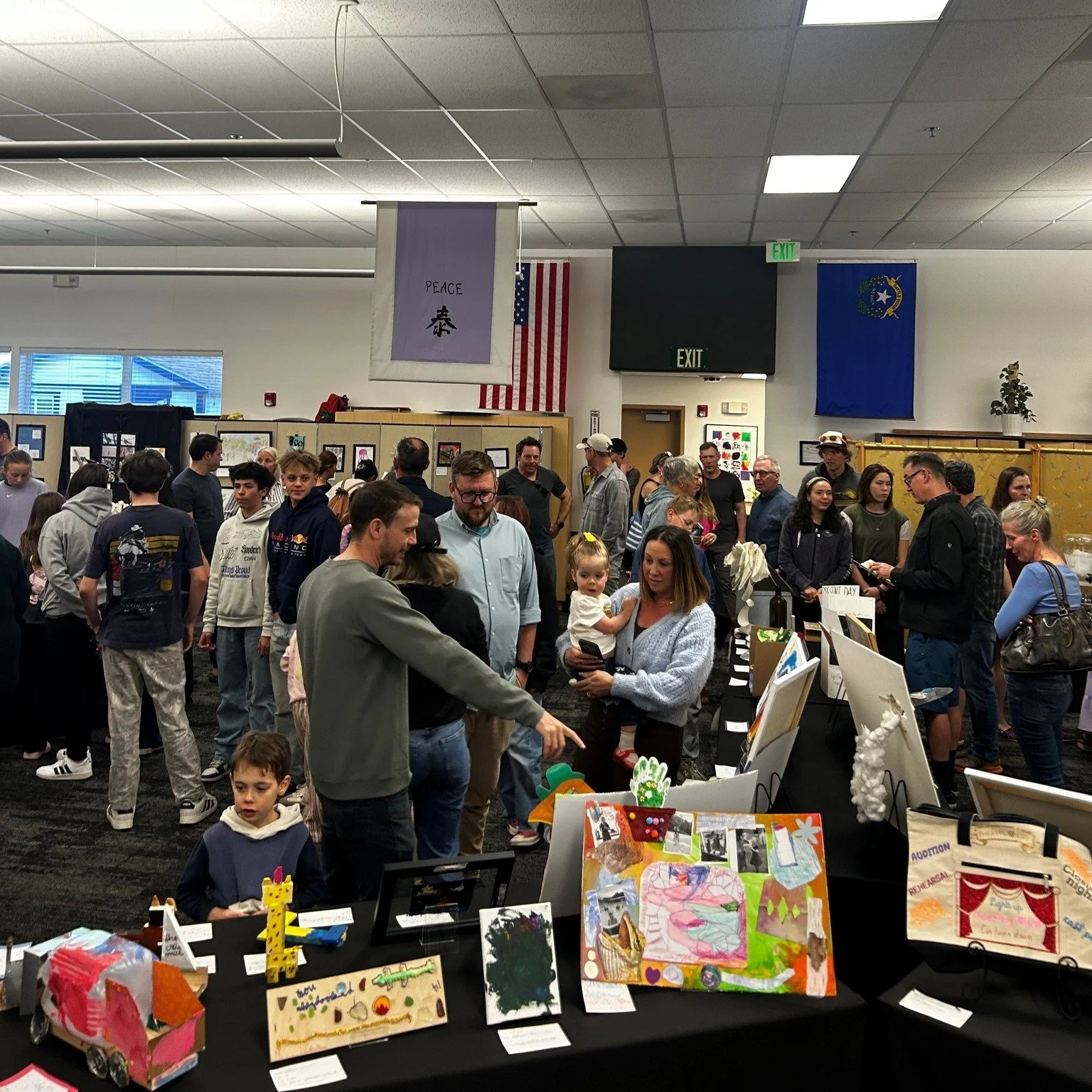 What a wonderful evening at our Art Expo! From our toddlers to our 8th graders, our students filled the community room with creativity, imagination, and beautiful work. It was so nice to see our community come together to celebrate their art. Thank y