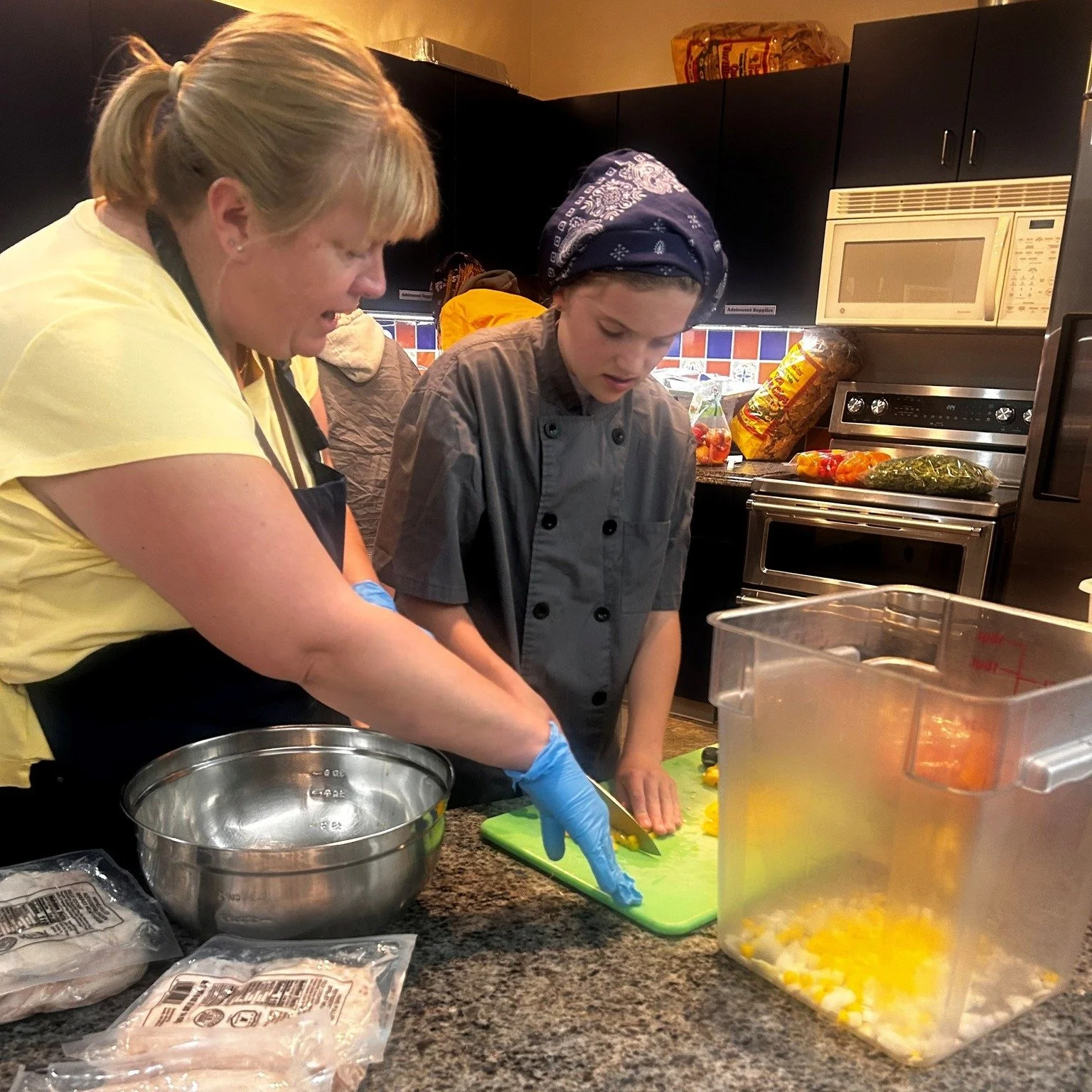 It&rsquo;s Soup &amp; Salad Day at Mountain View Montessori School!
Our Adolescent Program&rsquo;s Culinary Committee kicked off Soup &amp; Salad Fridays with delicious Chicken Tortilla Soup. Even better, lunch was made with ingredients grown right h
