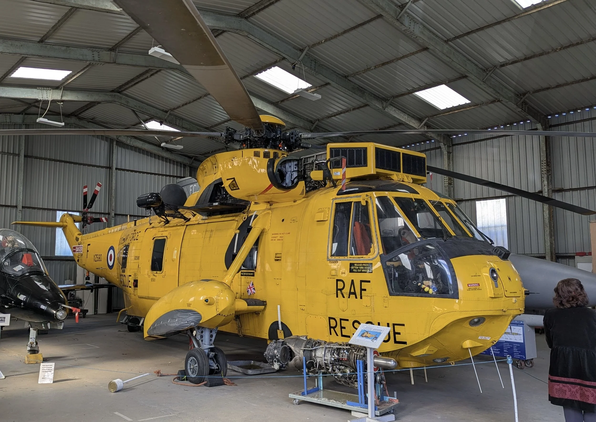 yellow seaking helicopter
