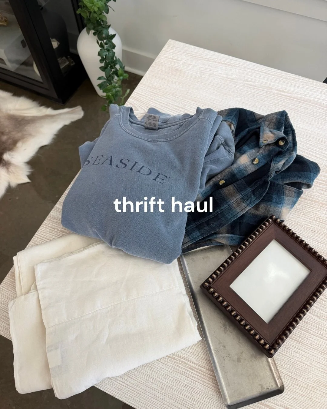 Little mini thrift haul. I&rsquo;m slowly decorating our home, and finding as many natural fibers as I can to fill my wardrobe and replace linens. Found these gorgeous white linen king size pillowcases from restoration hardware for 1.99. Looked them 