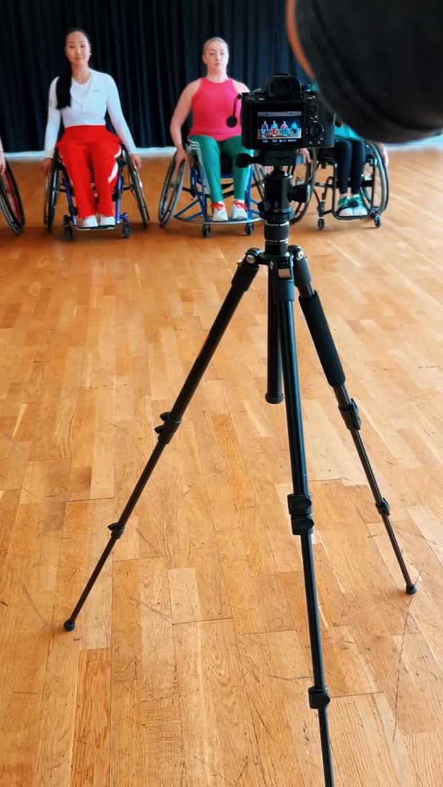 5 weeks. 6 incredible dancers. Countless moments of sweat, joy and discovery 💥
Huge love to @piotr.iwanicki84
@flexfit.with.becky @yunayaayuna @laurenmtin @becks_fowler and @milly.best.archive - your commitment, creativity and courage have shaped