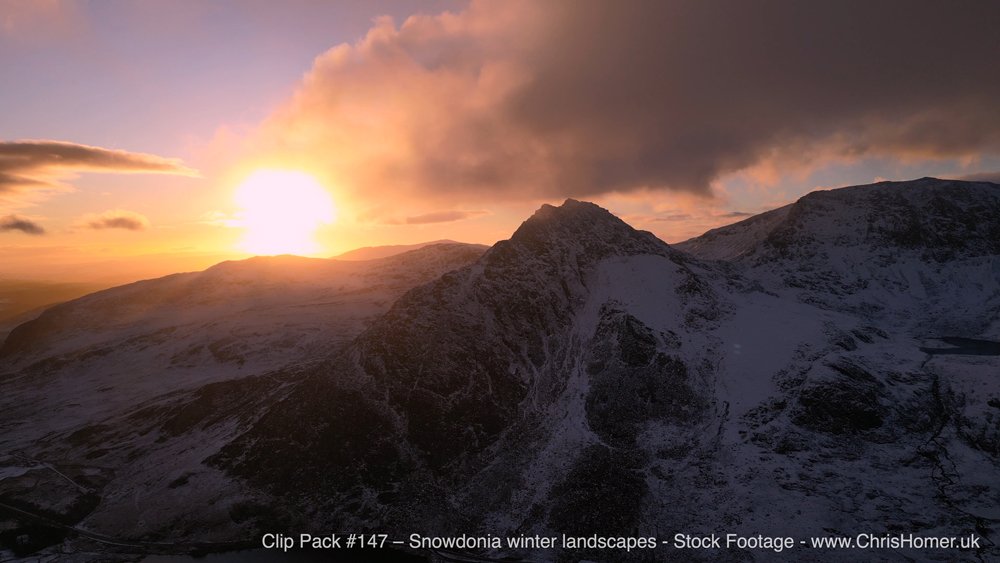 Epic Snowdonia sunrise mountain views