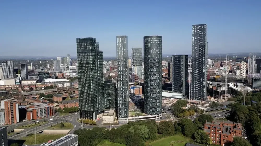 Clip Pack #28 - Manchester City Centre Stock Video Footage