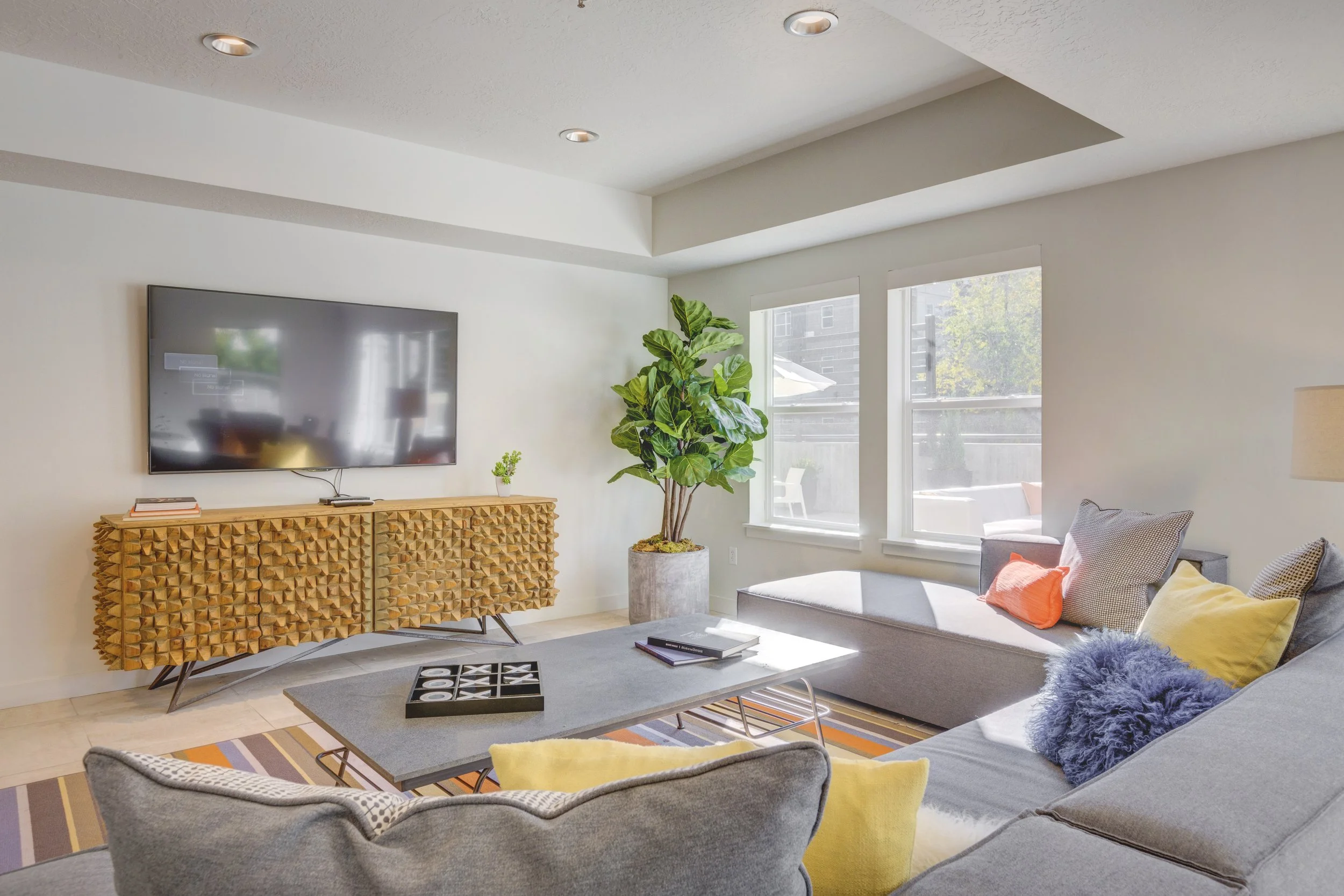 Via Apartments by Alliance HR (38 of 76) (ID#171003-).jpg