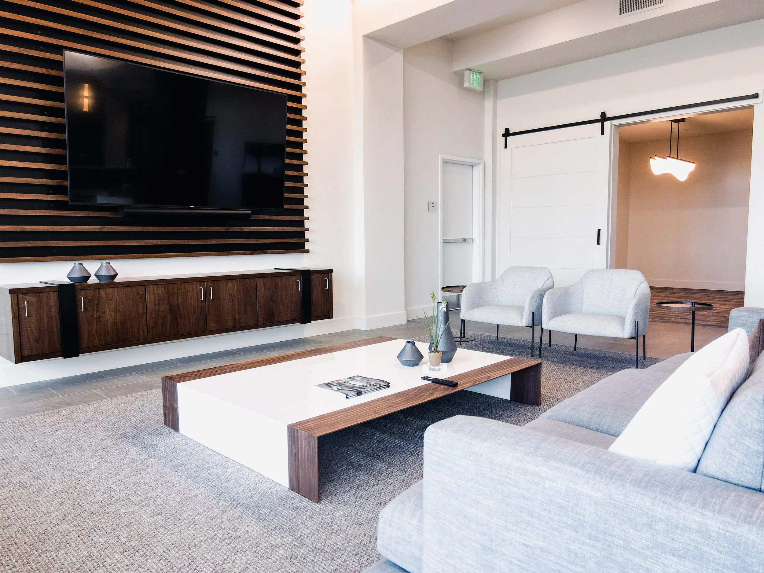 Point of View-61.jpg