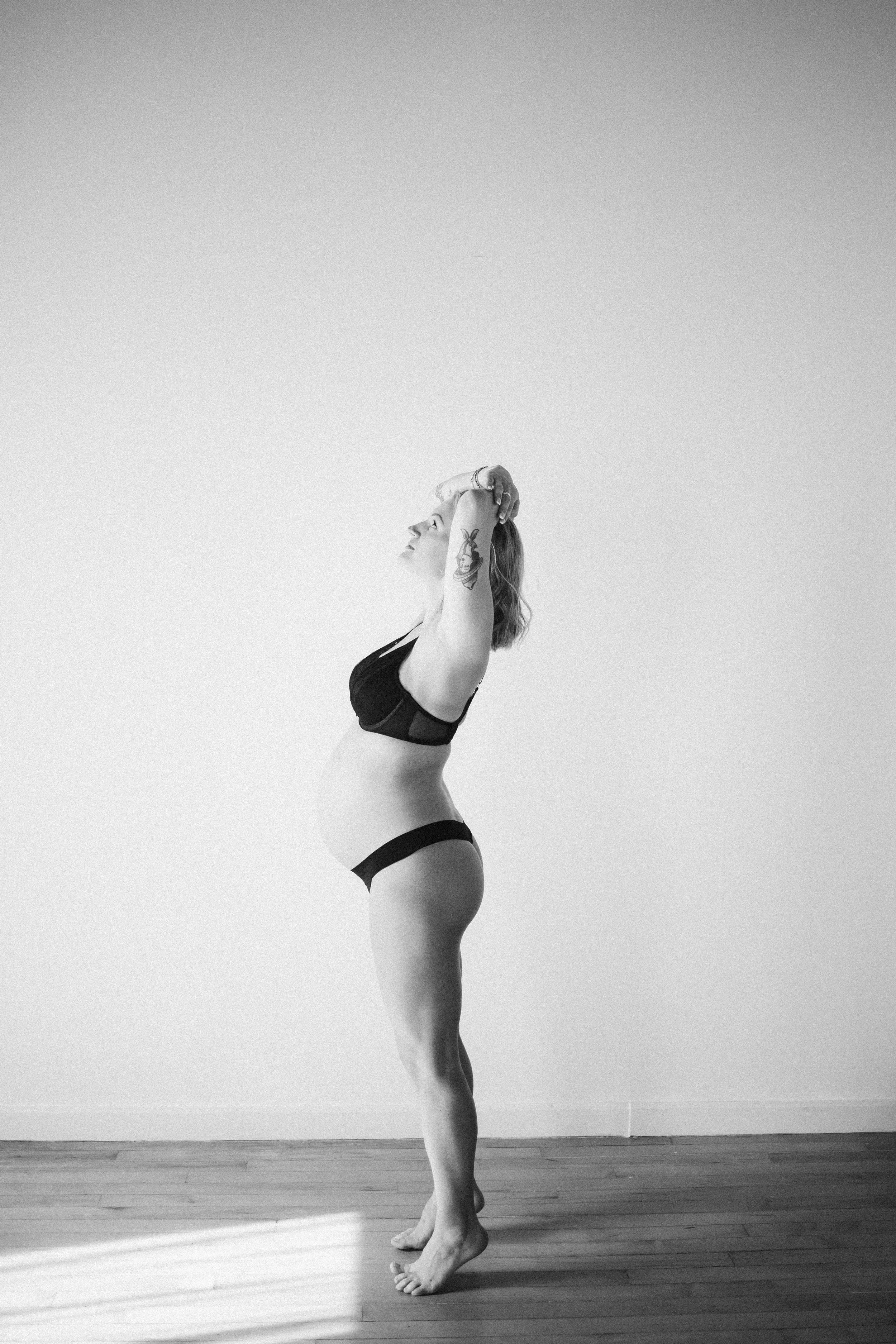 Embracing Serenity: A Maternity Session at La Luna Studio in Downtown Rochester, Michigan