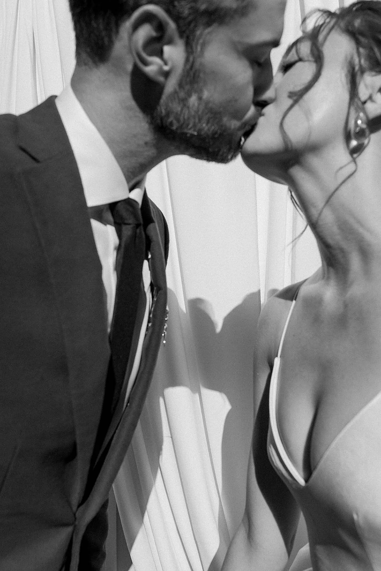 5 MandyMarieEvents-MidCenturyModernWeddingInspo-Fall2025-MASHAIDA-72.jpg