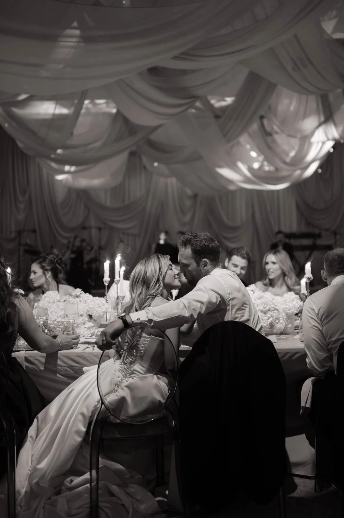 45ceiling-swag-modern-wedding-reception.jpg