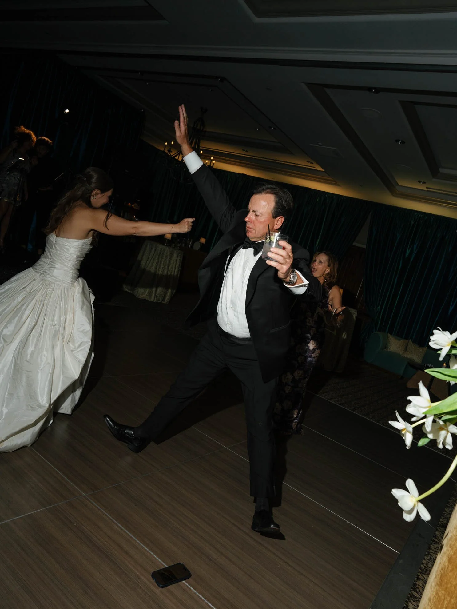 53luxury-wedding-after-party-celebration.jpg