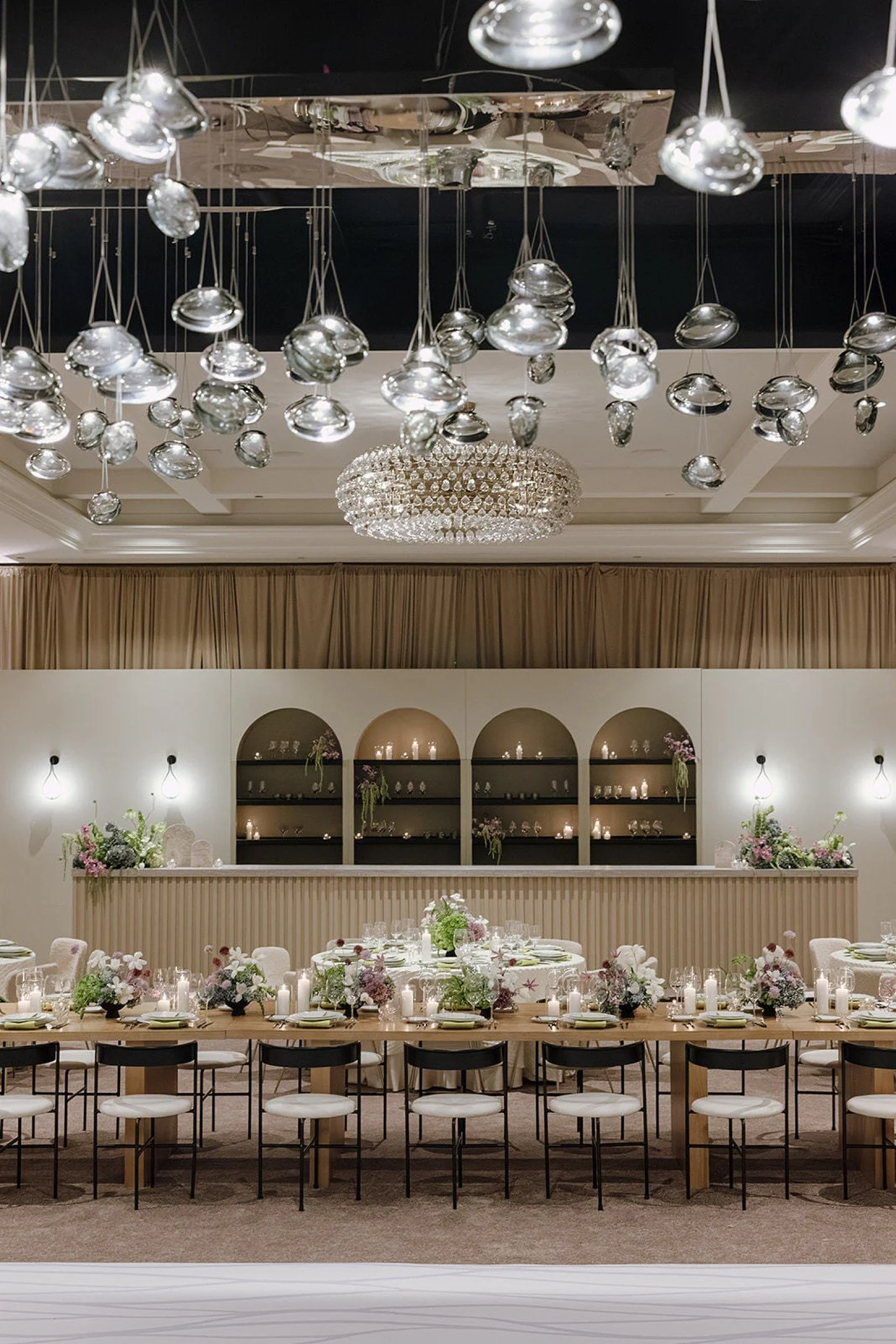 White-glove service begins with white-space on the calendar.

 As a luxury wedding planning and full-service event design studio, we intentionally limit our calendar to 8&ndash;10 weddings per year&mdash;never more than one per weekend&mdash;along wi