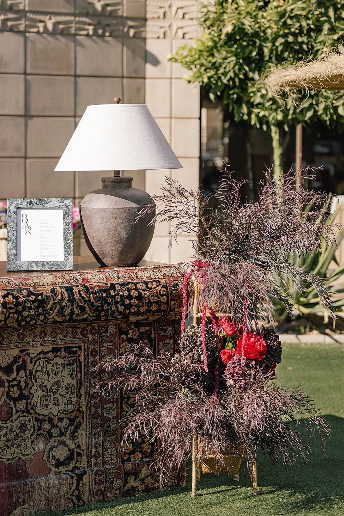 2moroccan-inspired-bar-with-flowers.jpg