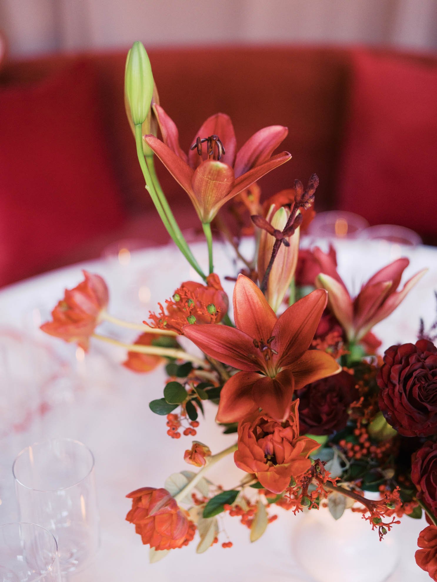 24sculptural-red-floral-centerpiece.jpg