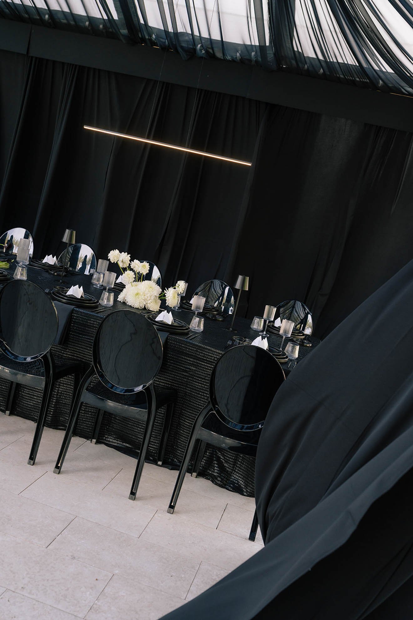 17contemporary-70th-birthday-event-design.jpg