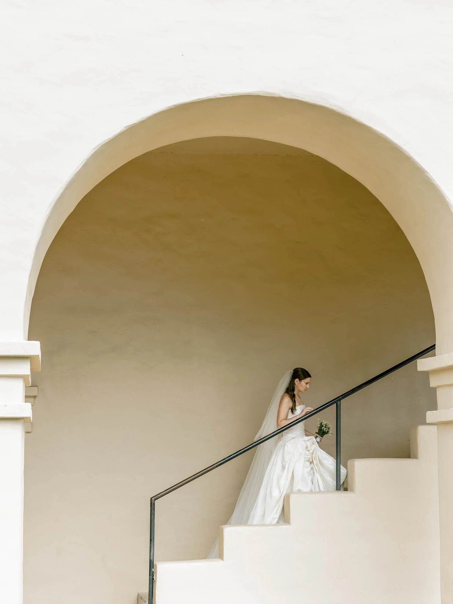 16traditional-wedding-chapel-ceremony.jpg