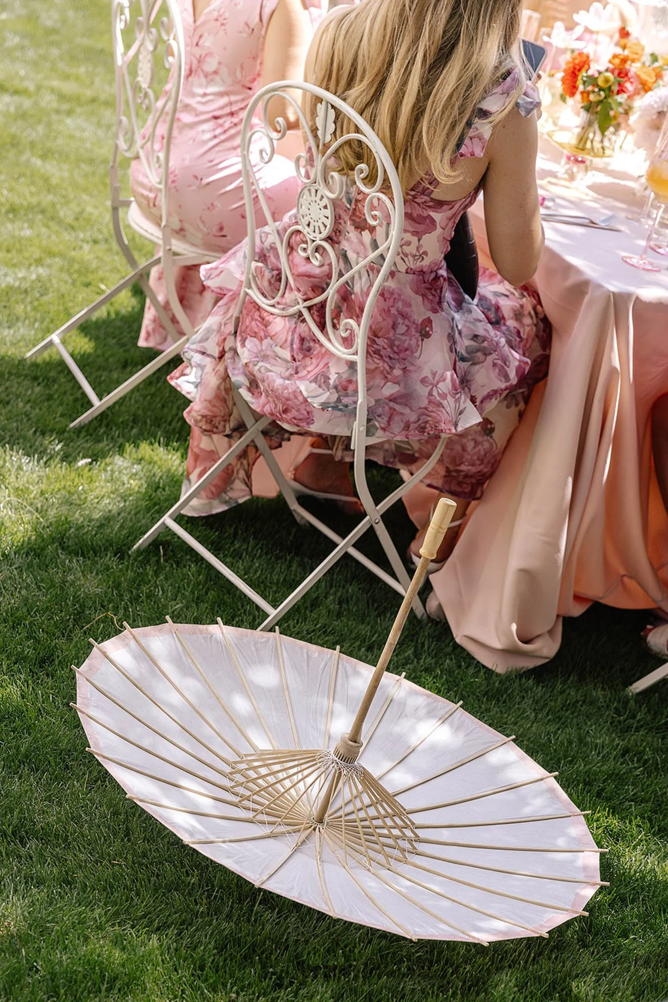 7.casual-bistro-chair-umbrella-moment.jpg