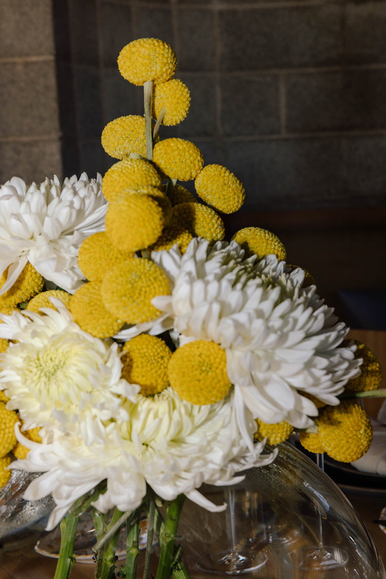 20 MandyMarieEvents-MidCenturyModernWeddingInspo-Fall2025-MASHAIDA-228.jpg