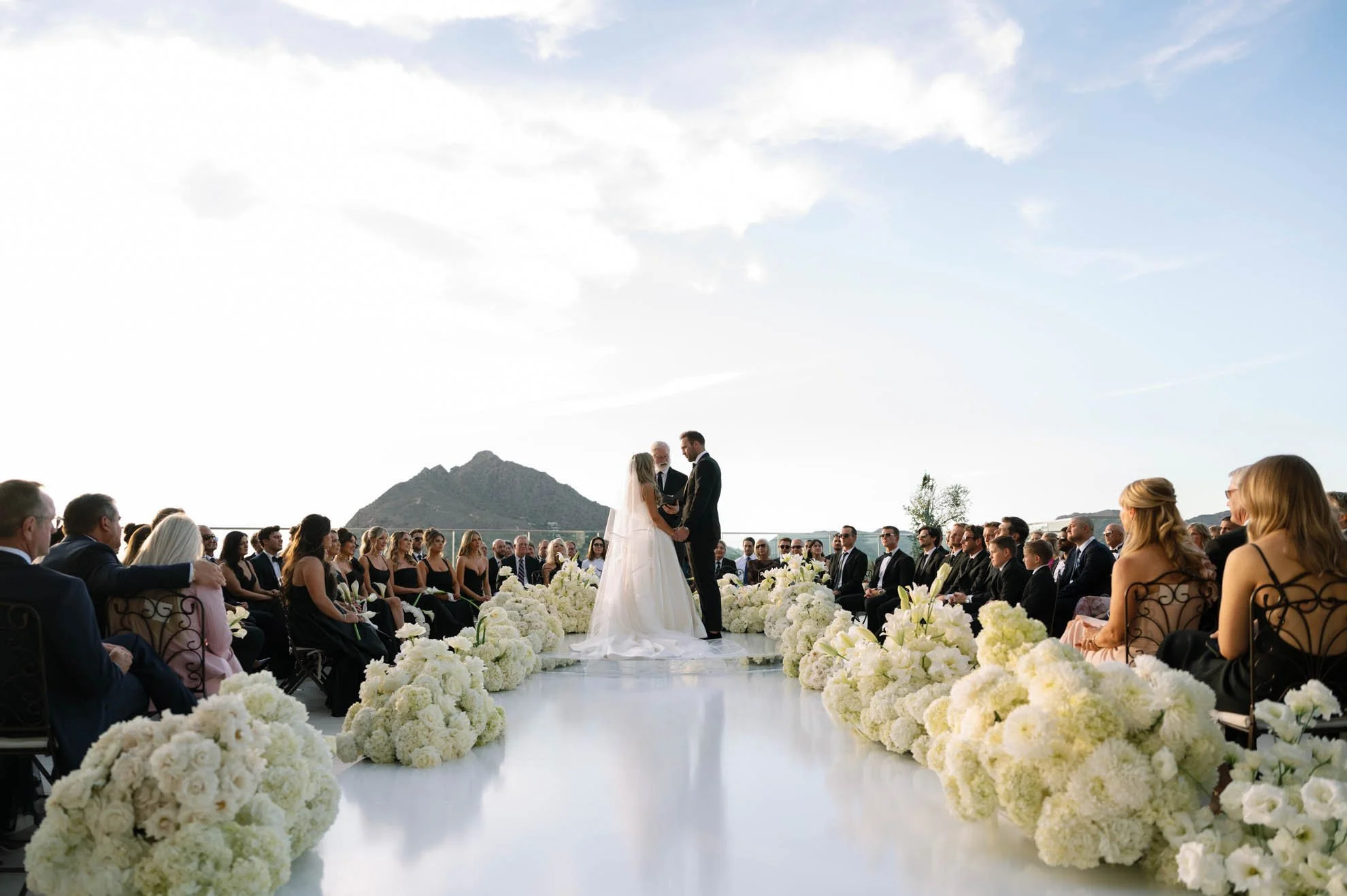 1rooftop-wedding-ceremony-caesars-republic-scottsdale.jpg