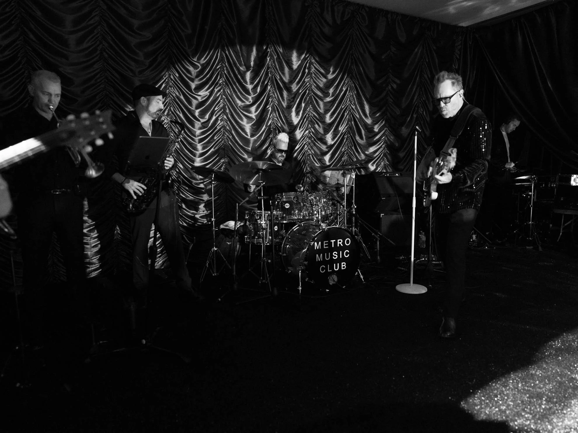 57live-band-wedding-after-party.jpg