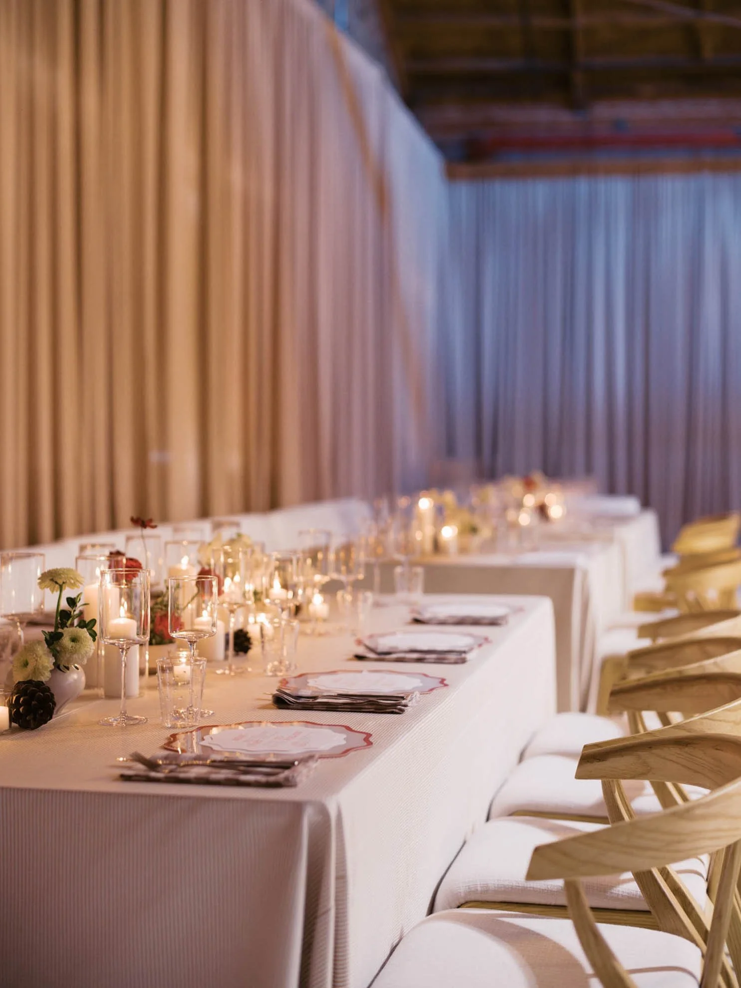 23 candlelight-filled-ballroom-evening.jpg
