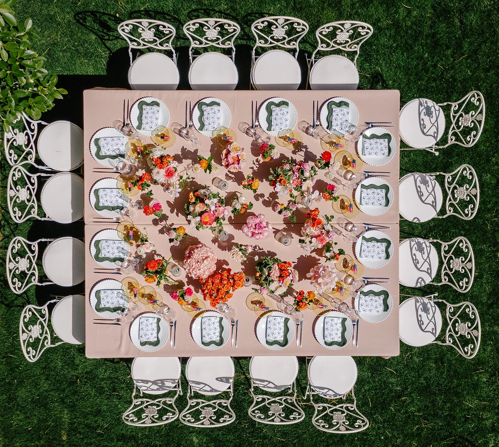 “Dior-inspired outdoor bridal shower in Arizona with blush florals, romantic garden details, and a fresh approach to the celebration design.”