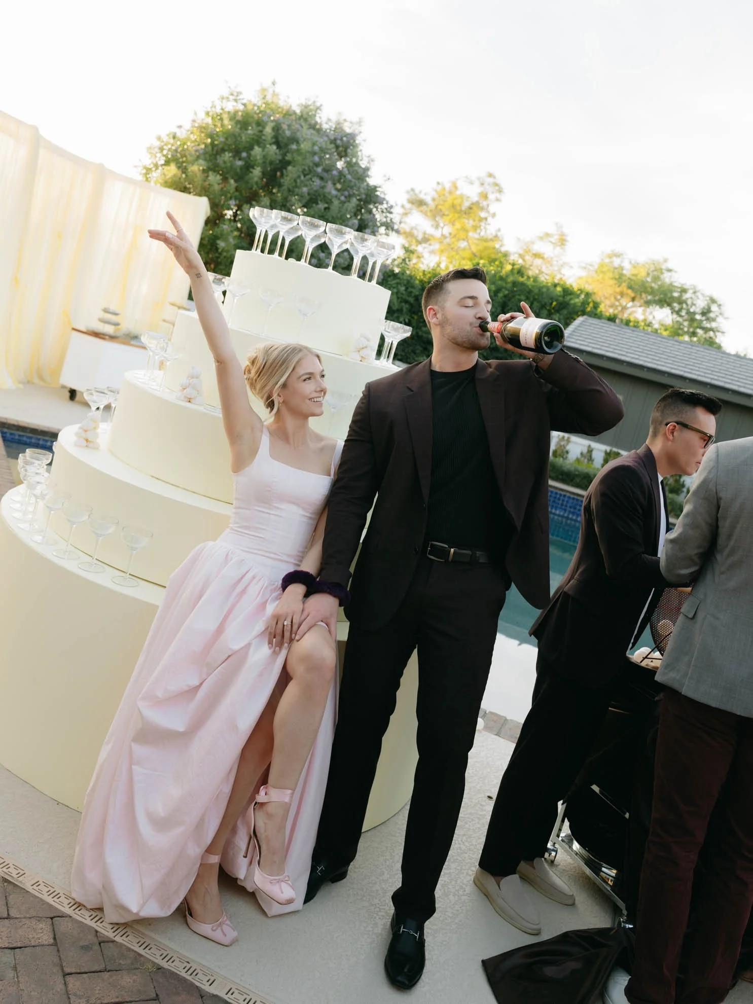 22champagne-and-shackles-guest-pairing.jpg