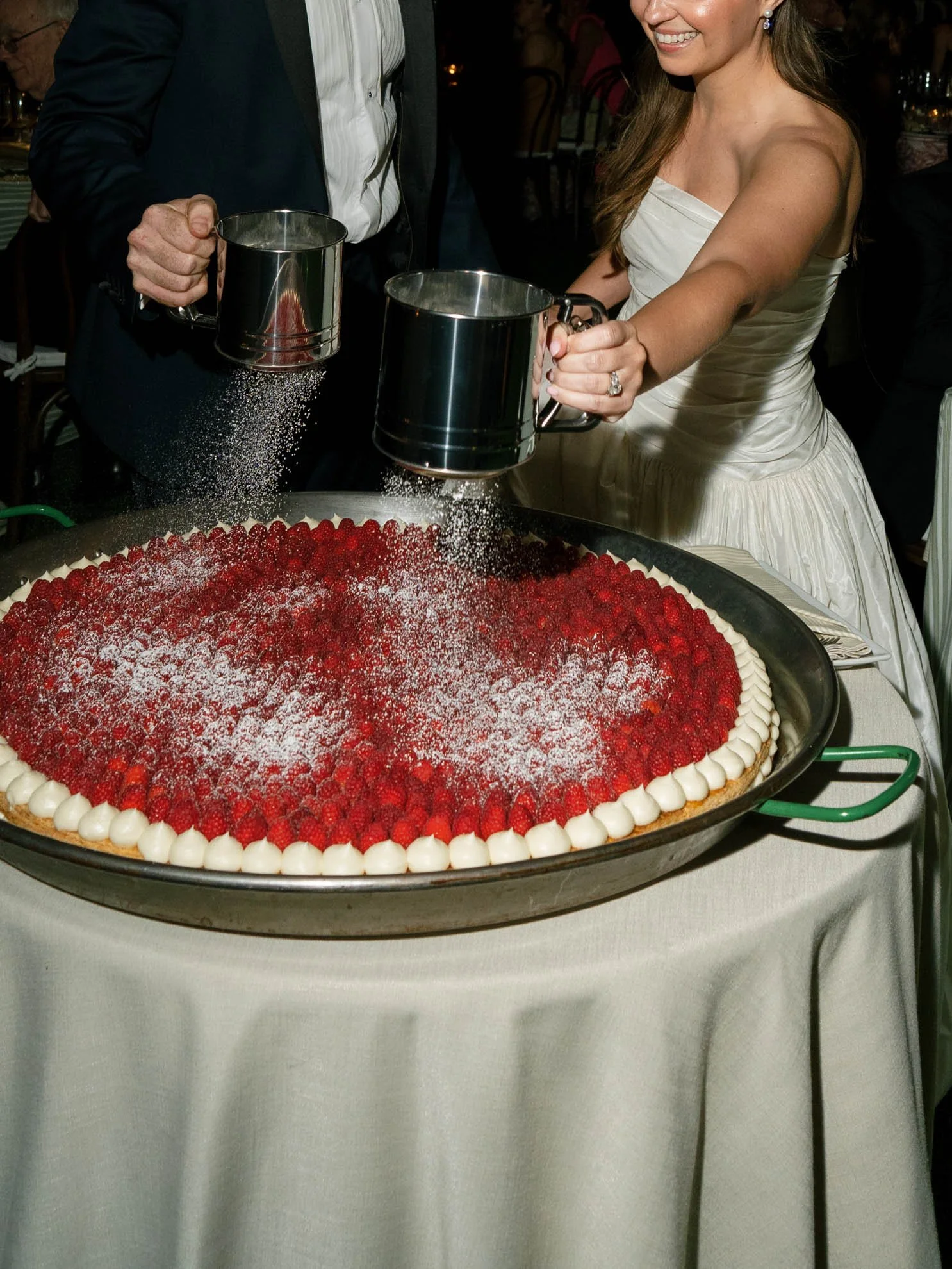 43italian-inspired-wedding-dessert-moment.jpg