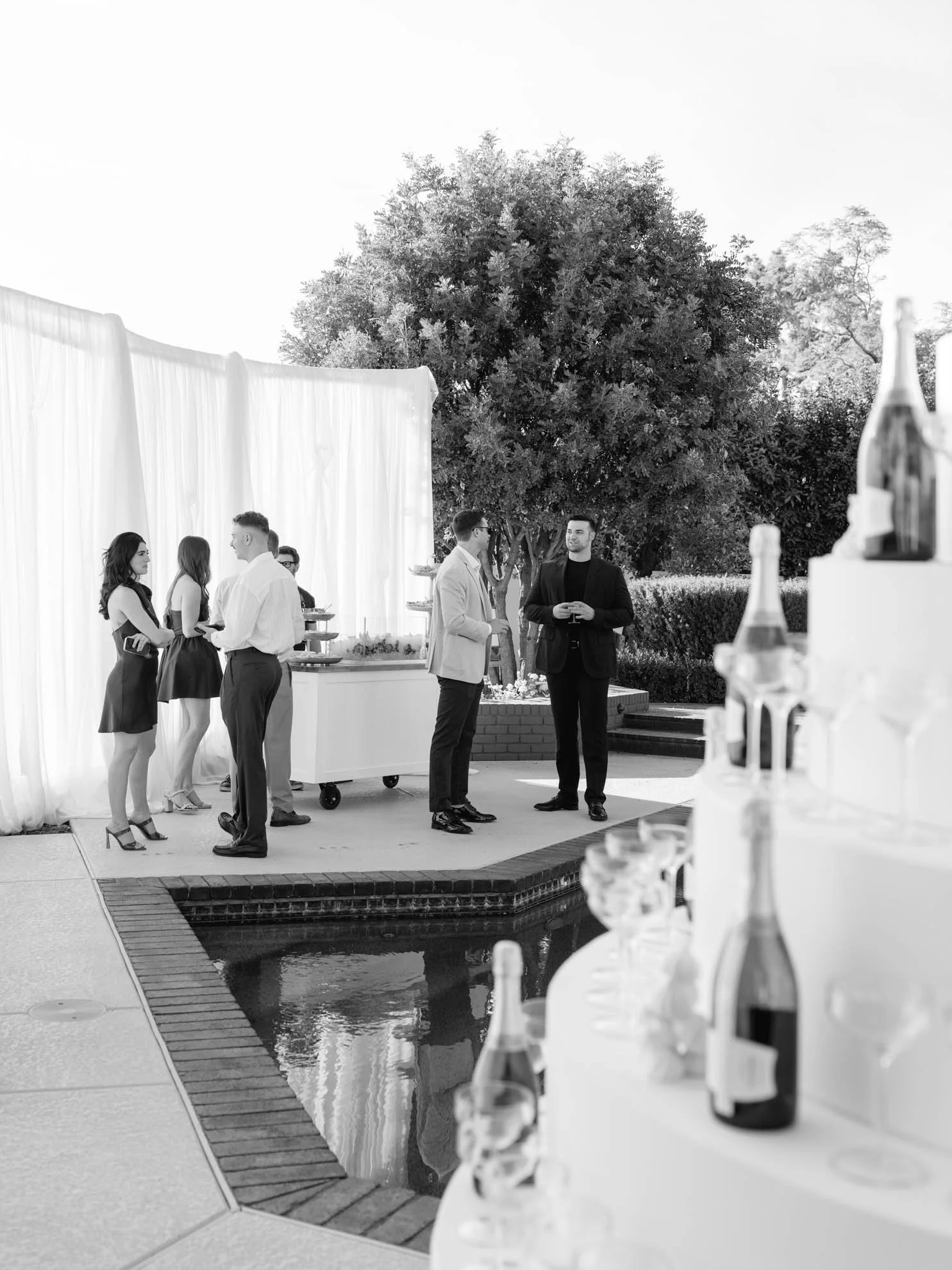 14modern-nontraditional-bridal-shower-decor.jpg