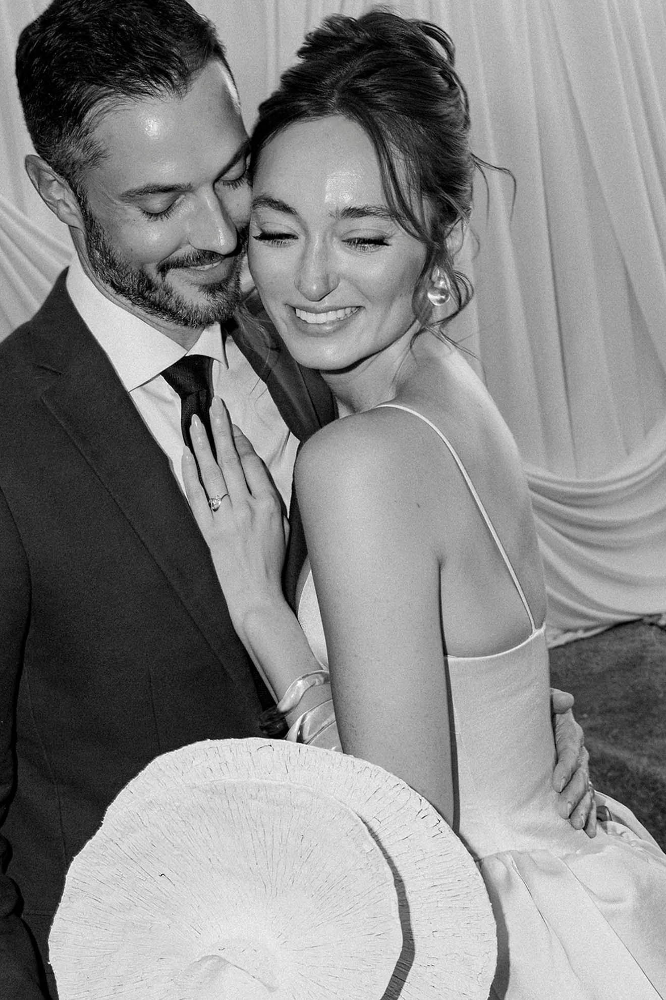 33 MandyMarieEvents-MidCenturyModernWeddingInspo-Fall2025-MASHAIDA-90.jpg