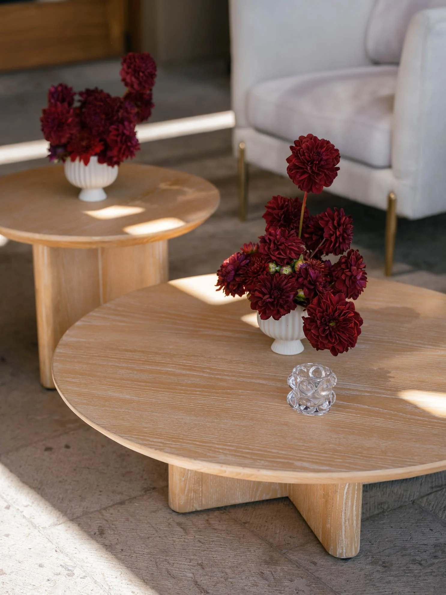 24red-floral-wedding-lounge-detail.jpg