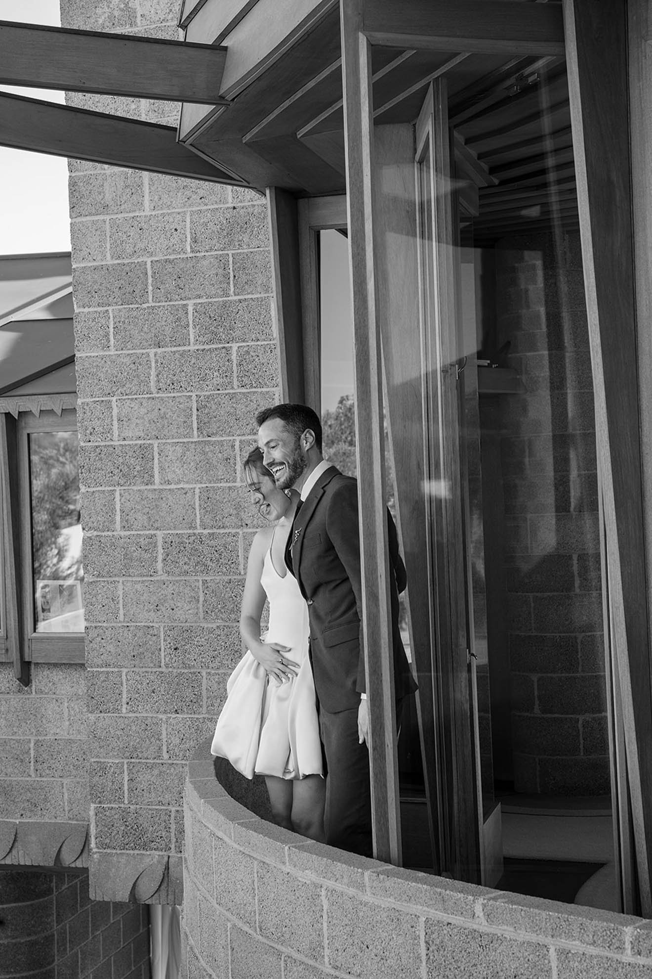 14 MandyMarieEvents-MidCenturyModernWeddingInspo-Fall2025-MASHAIDA-122.jpg