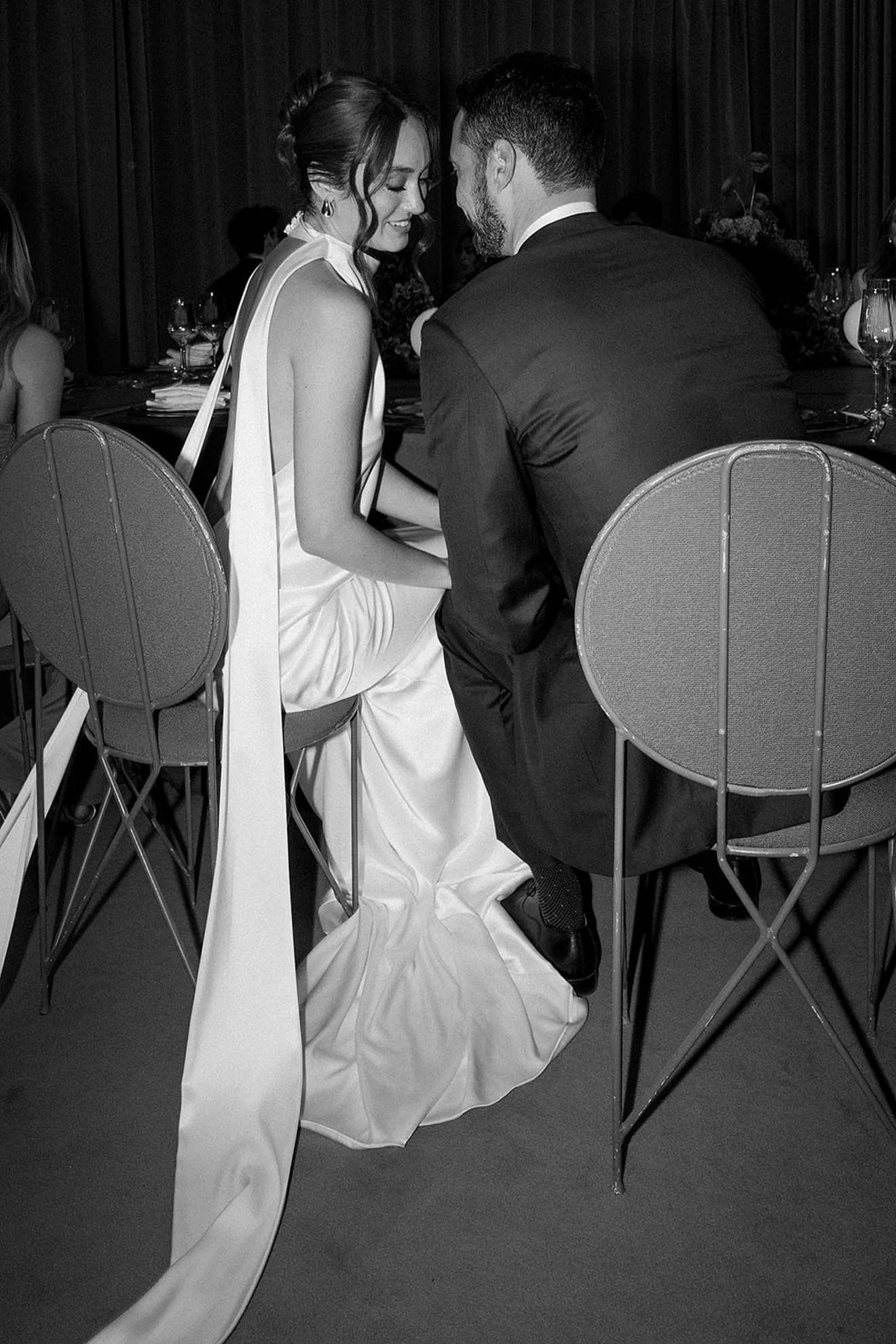 27 MandyMarieEvents-MidCenturyModernWeddingInspoTaliesinWest-Fall2025-MASHAIDA-323.jpg