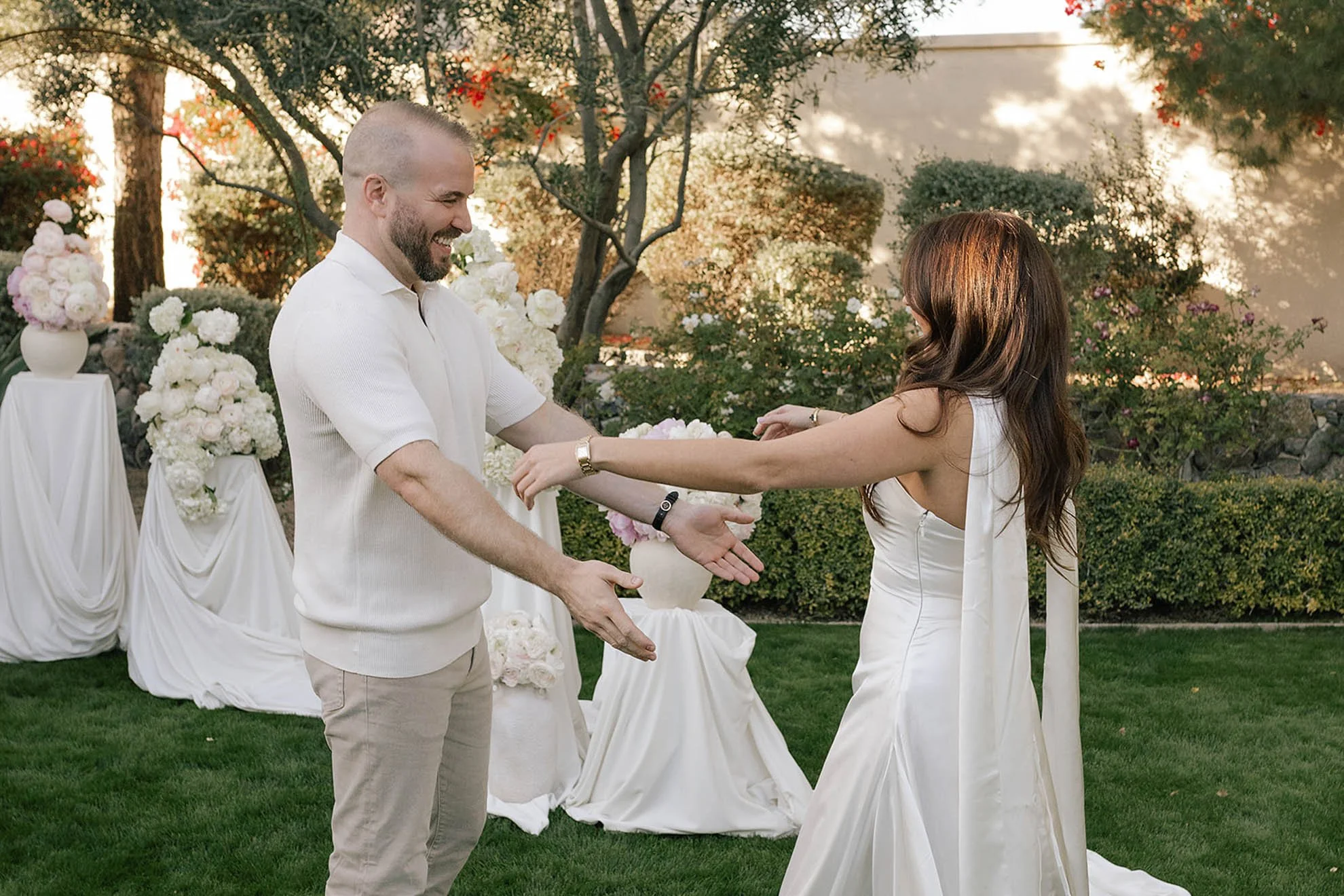 17white-peonies-and-satin-proposal-design.jpg