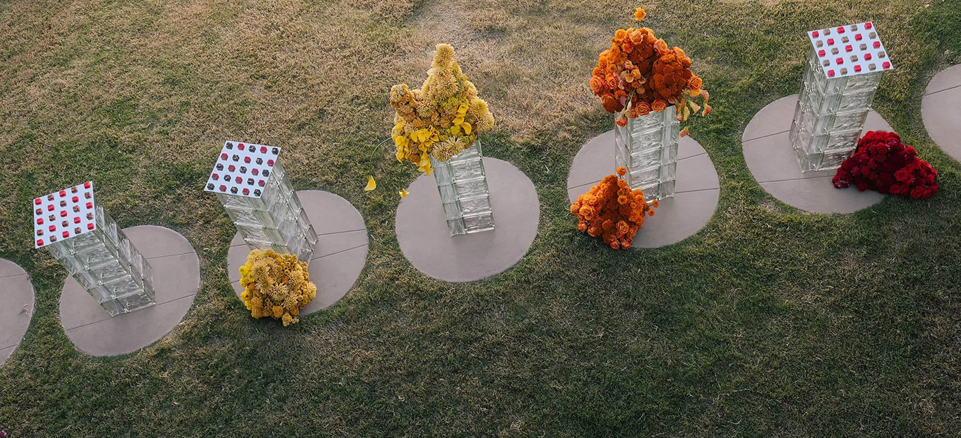 10 MandyMarieEvents-MidCenturyModernWeddingInspo-Fall2025-MASHAIDA-40.jpg