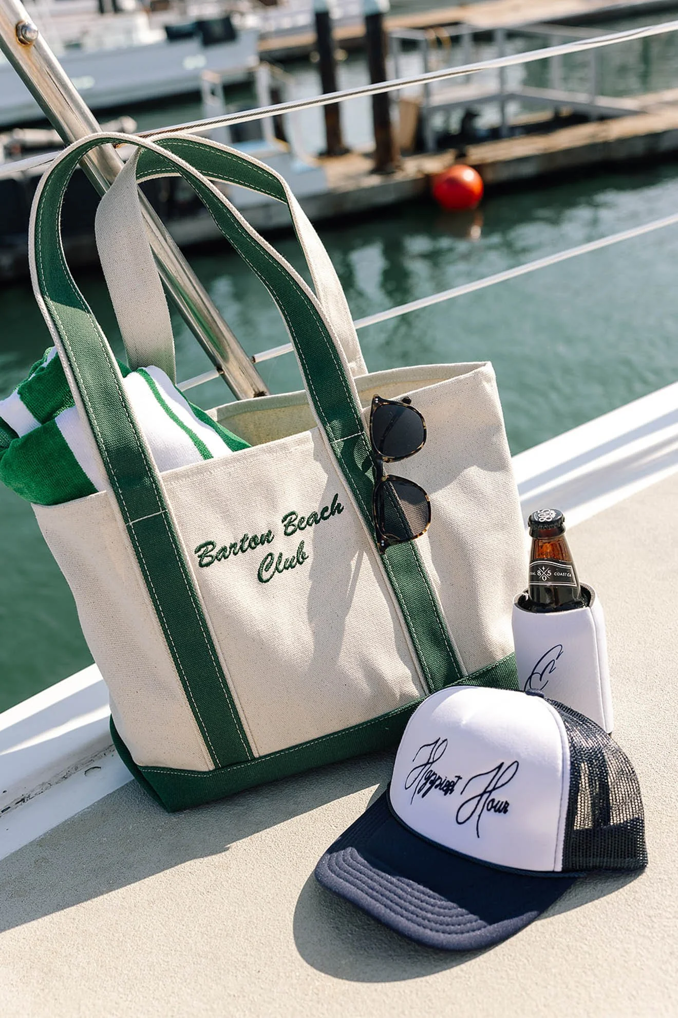 3 Ella+Caden-MontageLagunaBeachWeddingYacht-Summer2024-MASHAIDA-4269.jpg