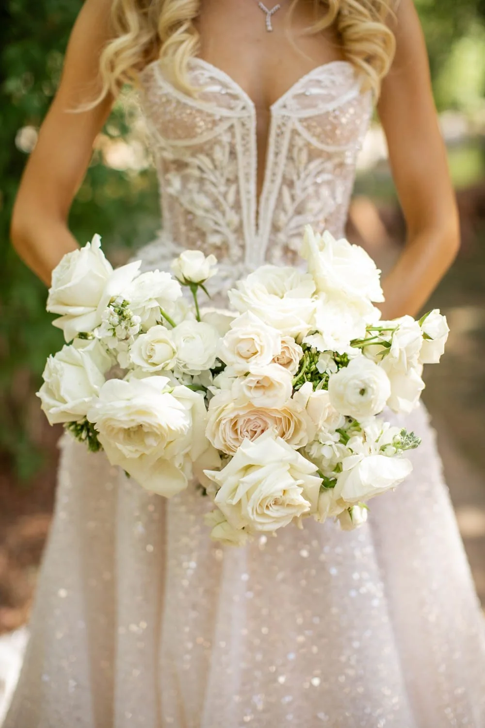 6 Neutral Bridal Bouquet with All White Flowers.jpg