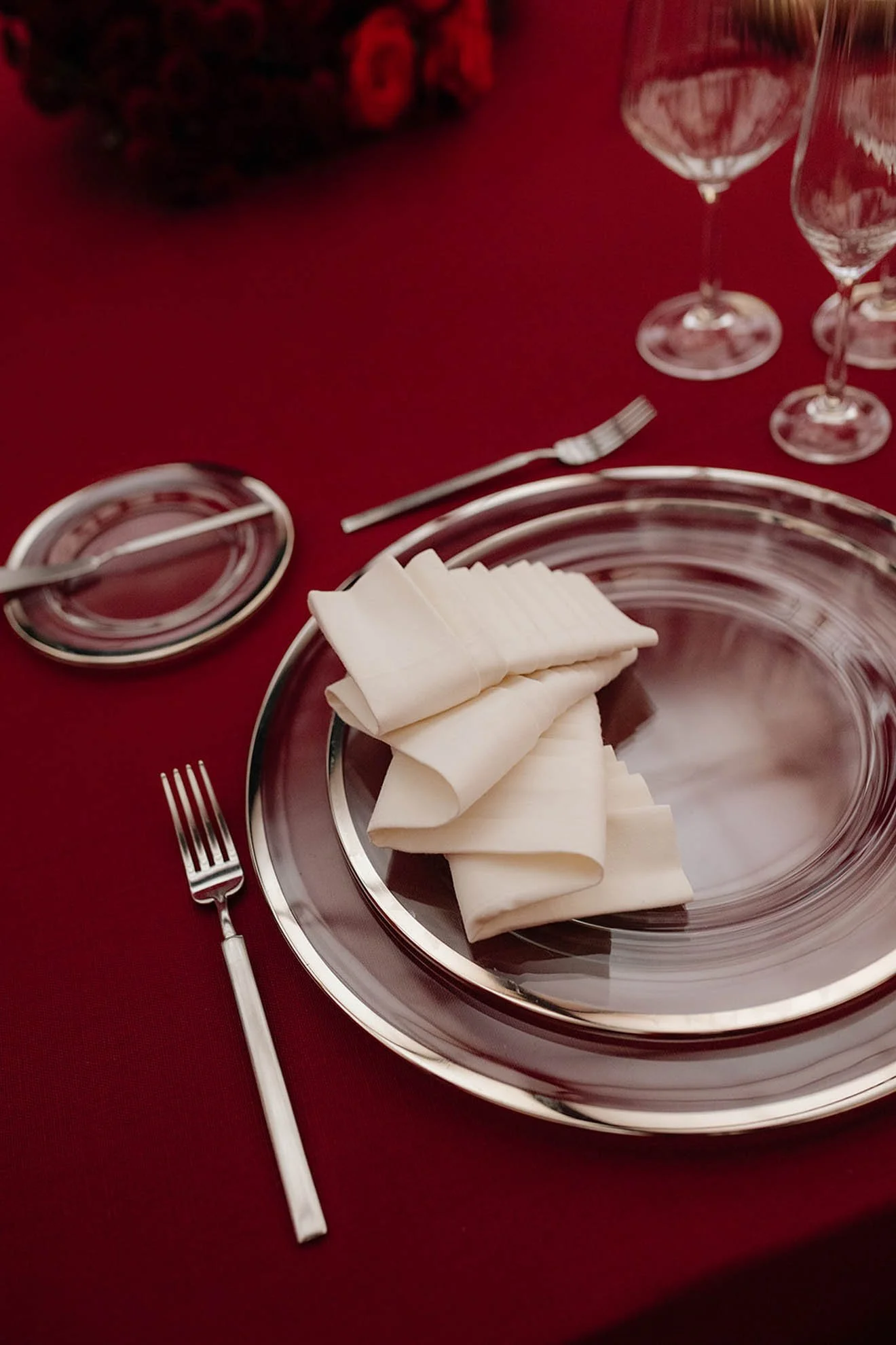 26 MandyMarieEvents-MidCenturyModernWeddingInspoTaliesinWest-Fall2025-MASHAIDA-358.jpg