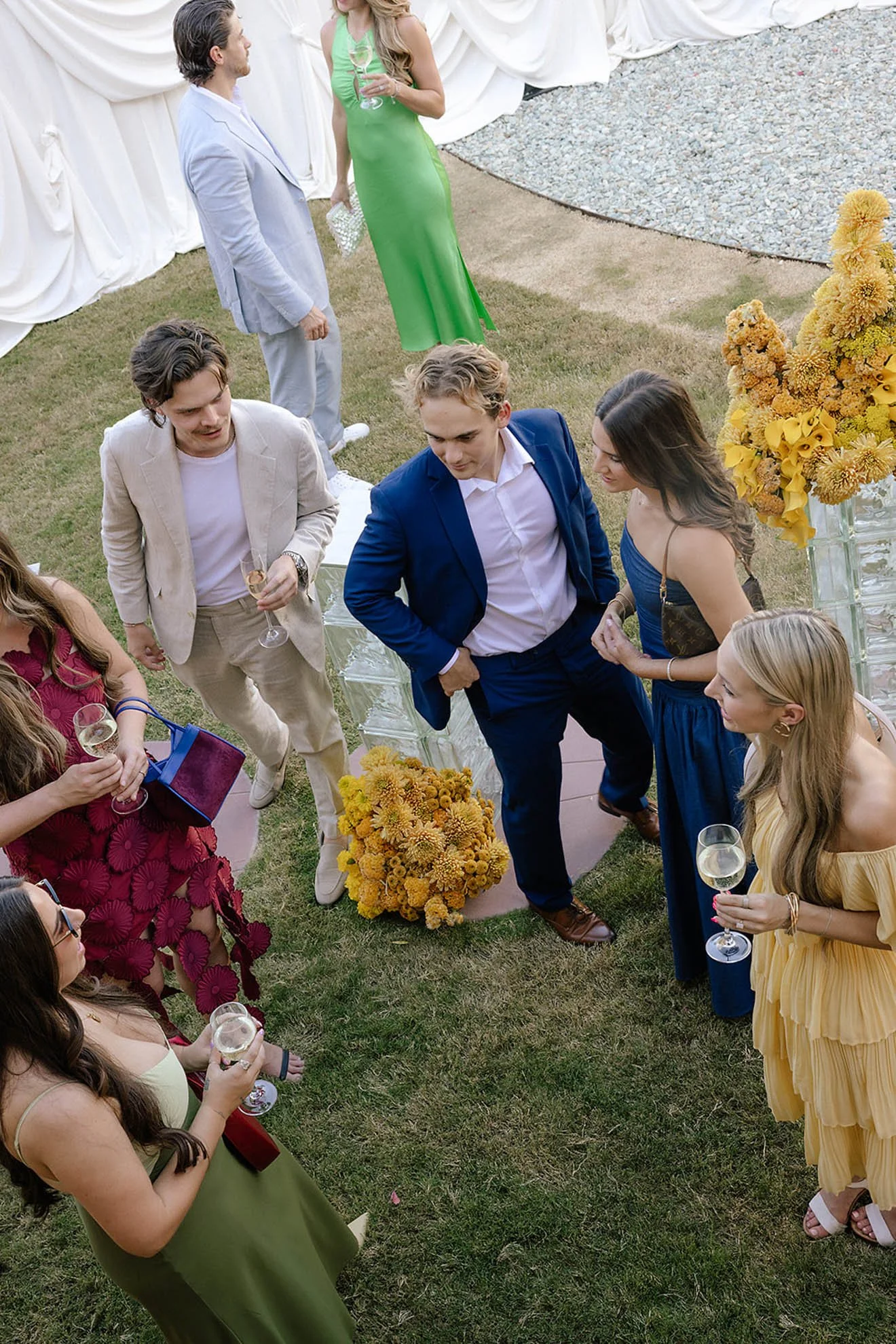27 MandyMarieEvents-MidCenturyModernWeddingInspo-Fall2025-MASHAIDA-115.jpg