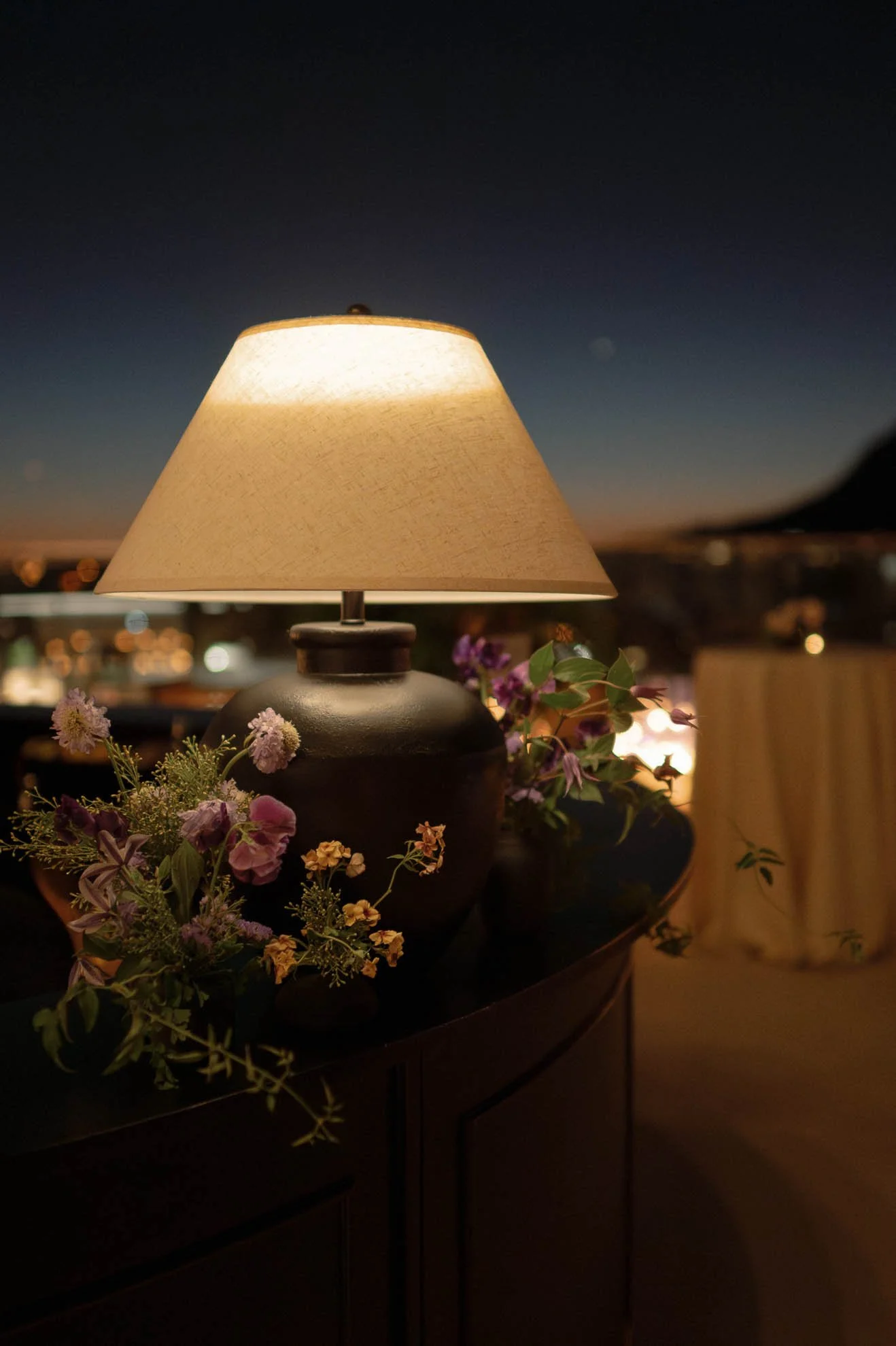 15oversized-lamps-circular-cocktail-bar.jpg