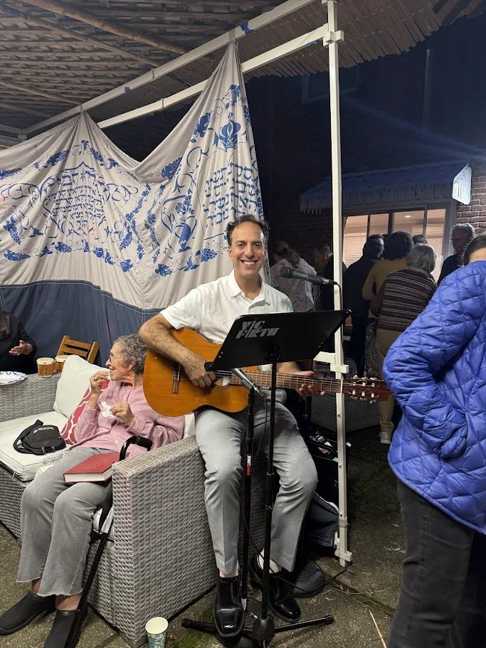 Rabbi's Sukkah 2026