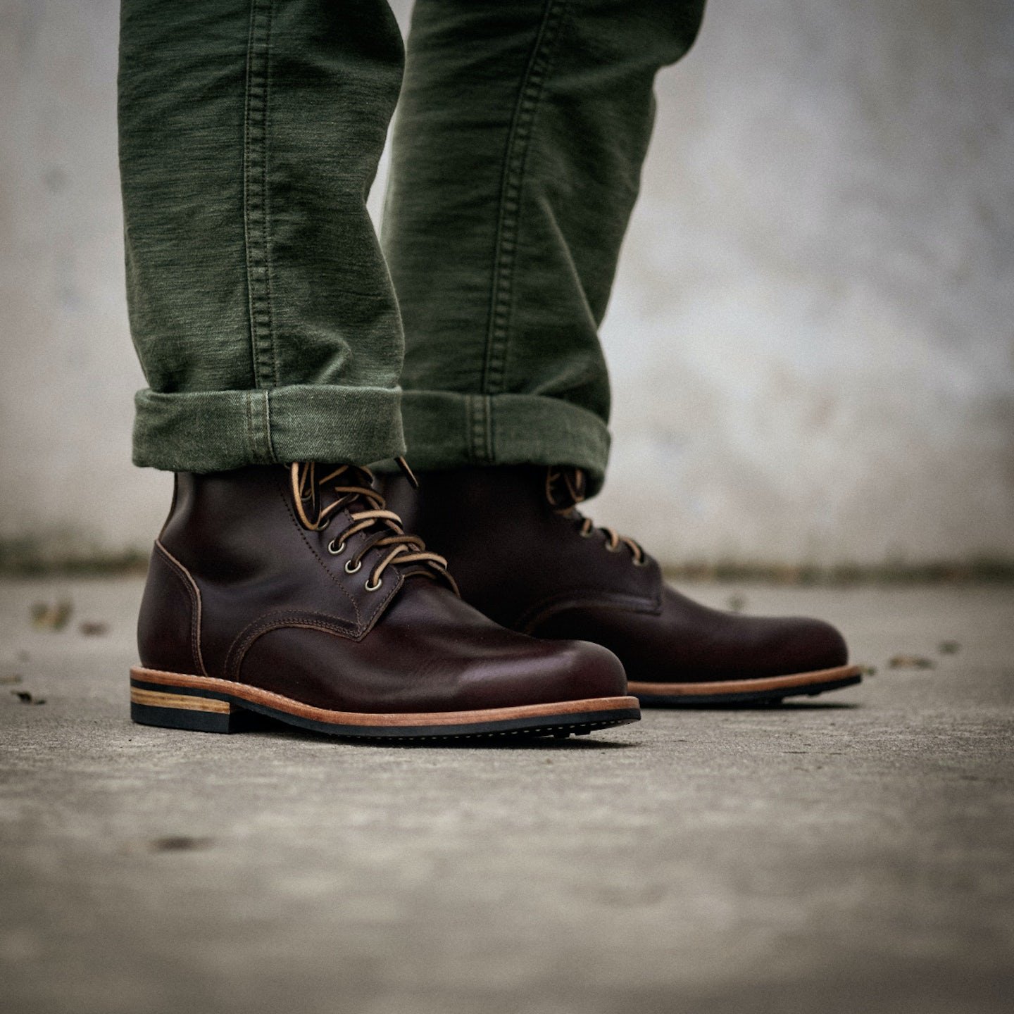 oak-street-bootmakers-trench-boot-color-8-chromexcel-dainite-sole-7_15_1.jpeg