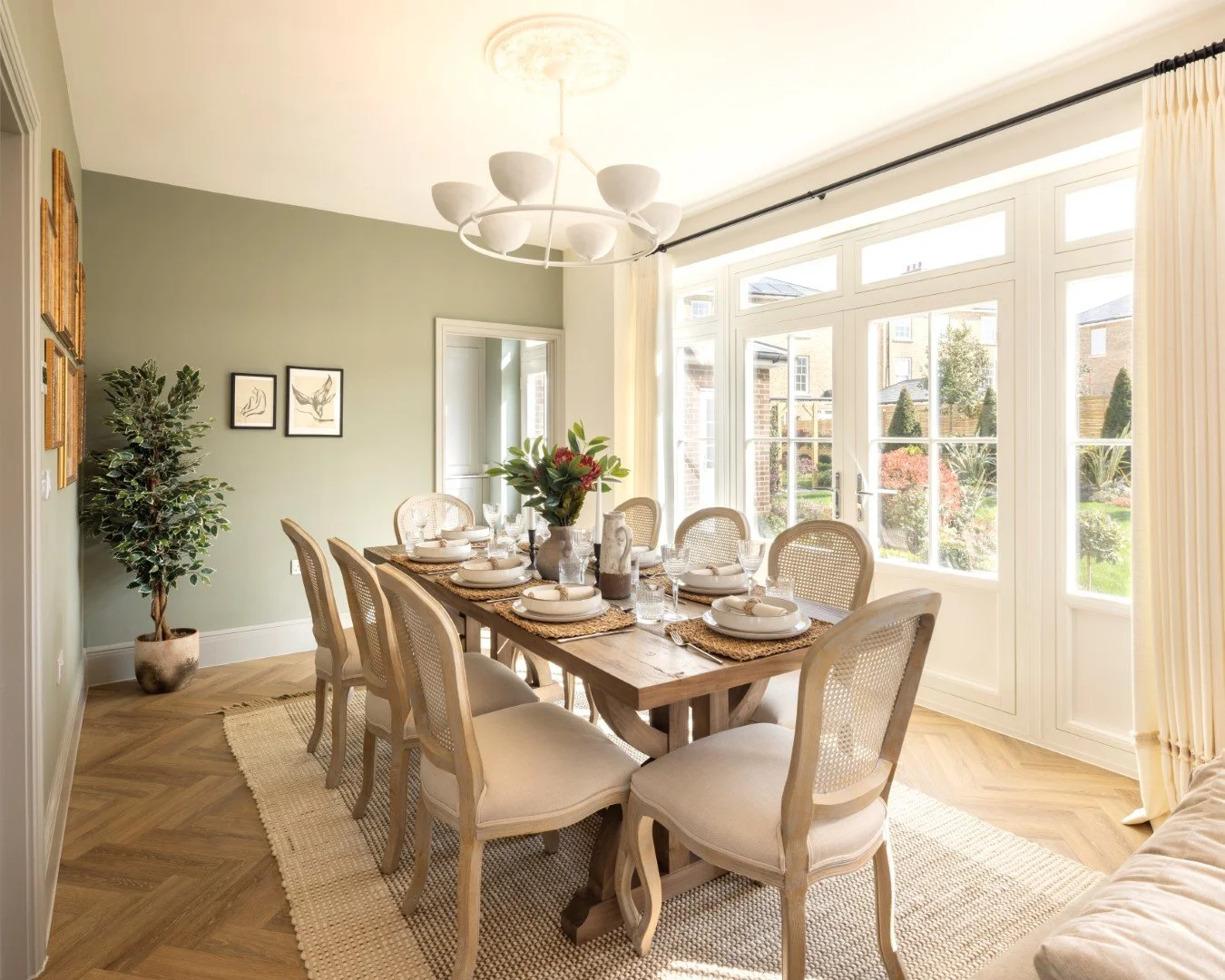 Dining - Thakeham_Welborne-Kensington-119_Craig-Auckland-Fotohaus_10dru024 (1).jpg